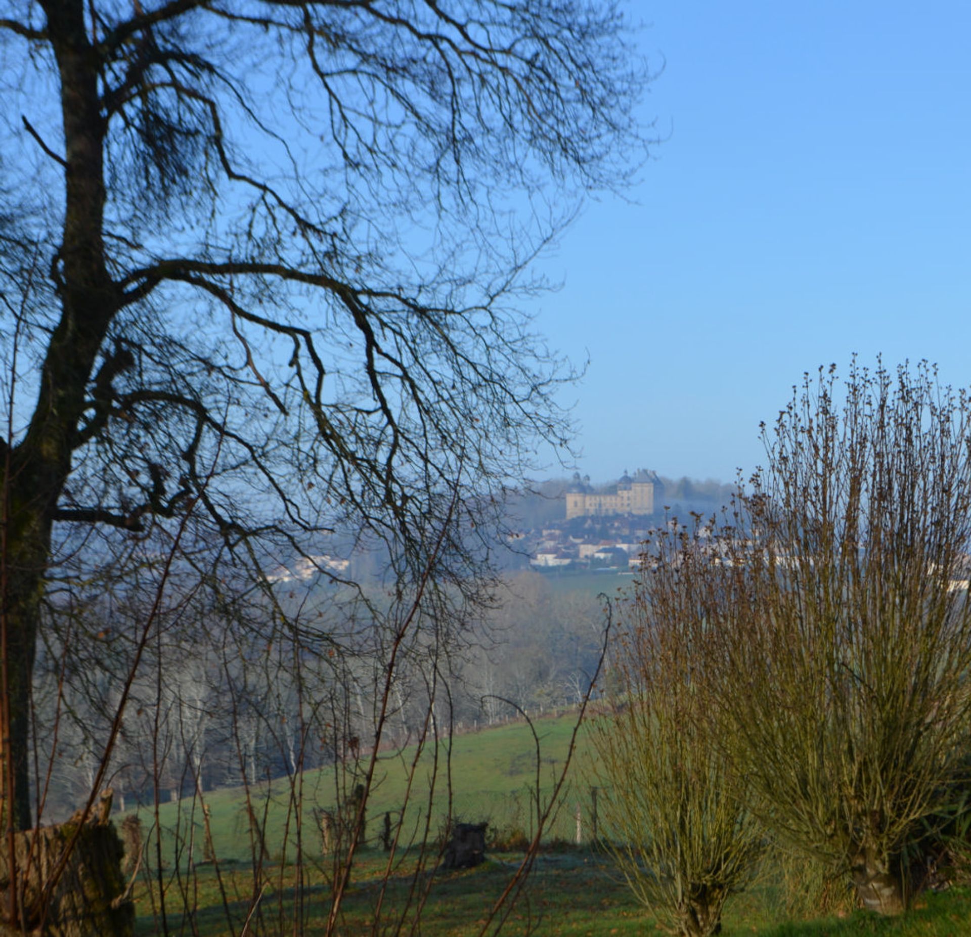 بيت في Saint-Cyprien, Nouvelle-Aquitaine 10168563