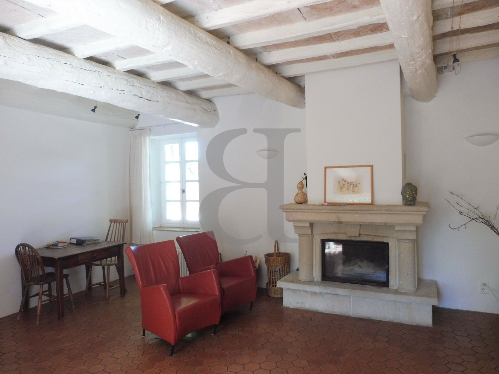 Кондоминиум в Valreas, Provence-Alpes-Cote d'Azur 10168575