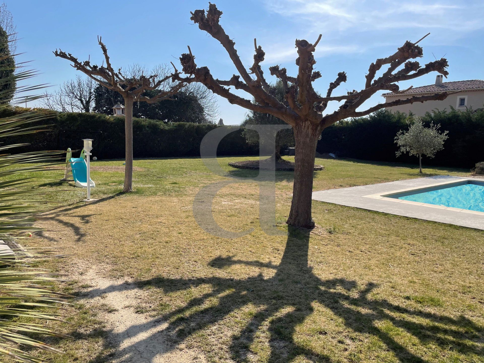 casa en Sainte-Cécile-les-Vignes, Provence-Alpes-Côte d'Azur 10168585