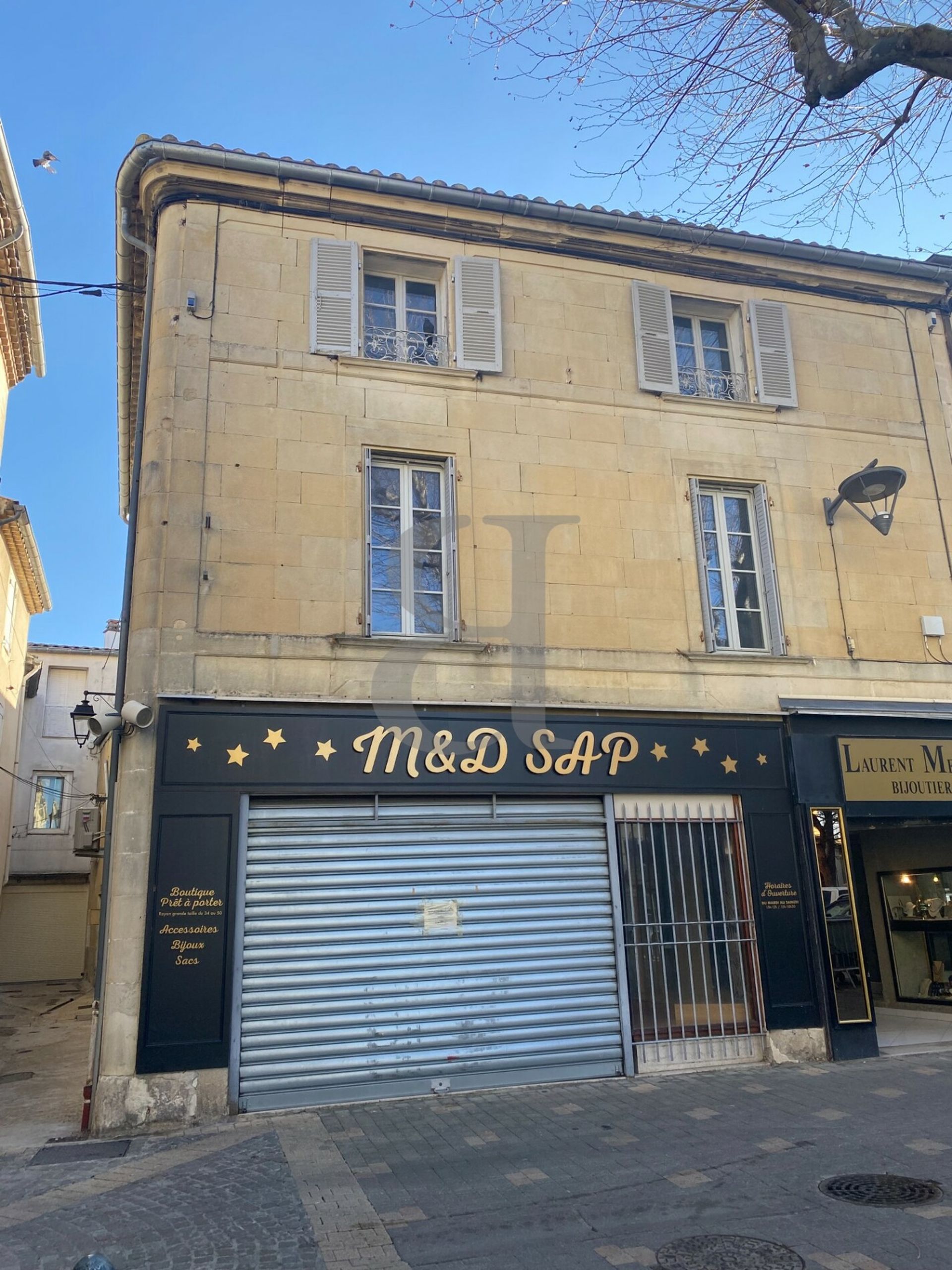 Osakehuoneisto sisään Valreas, Provence-Alpes-Cote d'Azur 10168586