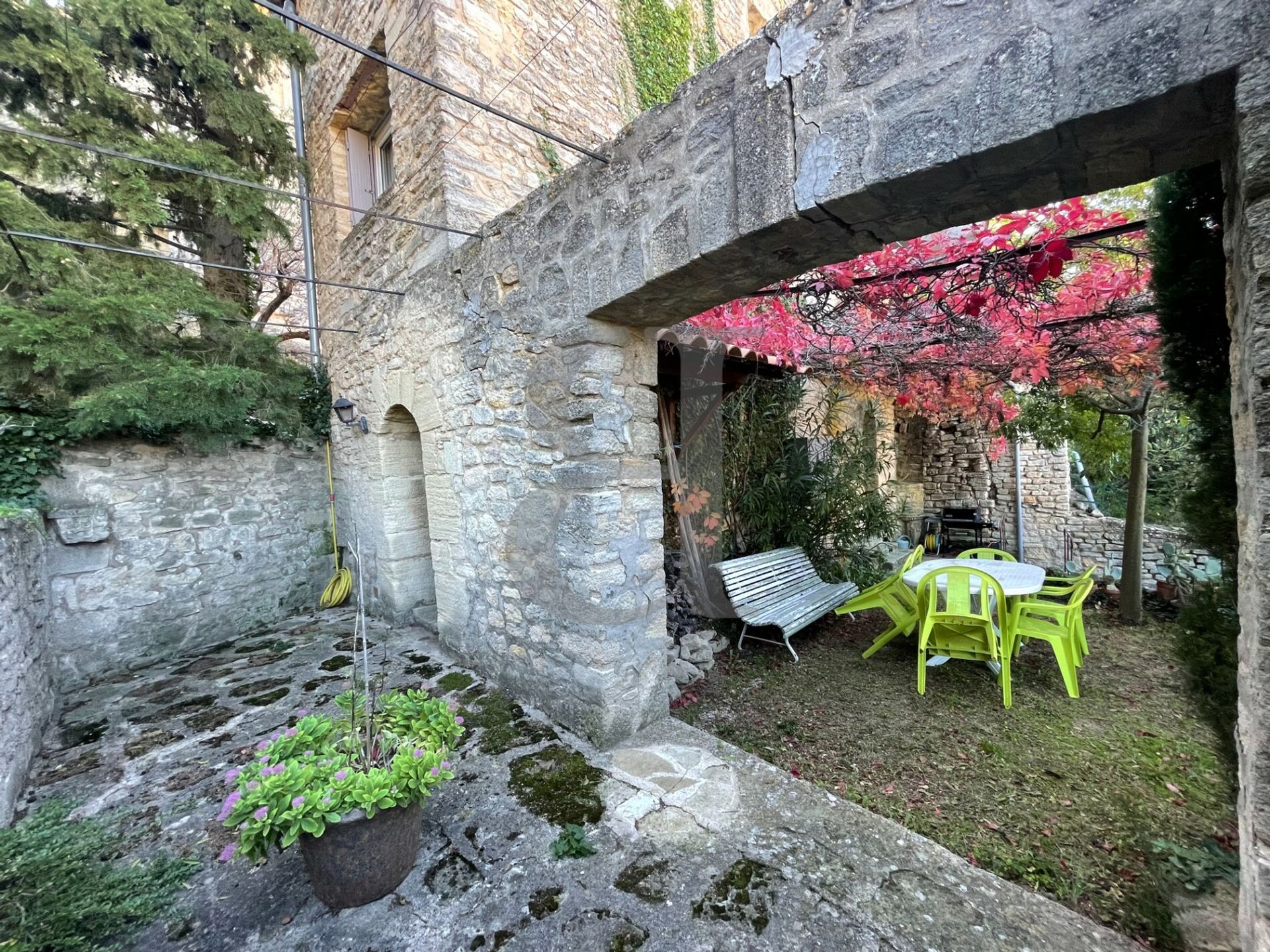 Hus i Bédoin, Provence-Alpes-Côte d'Azur 10168589