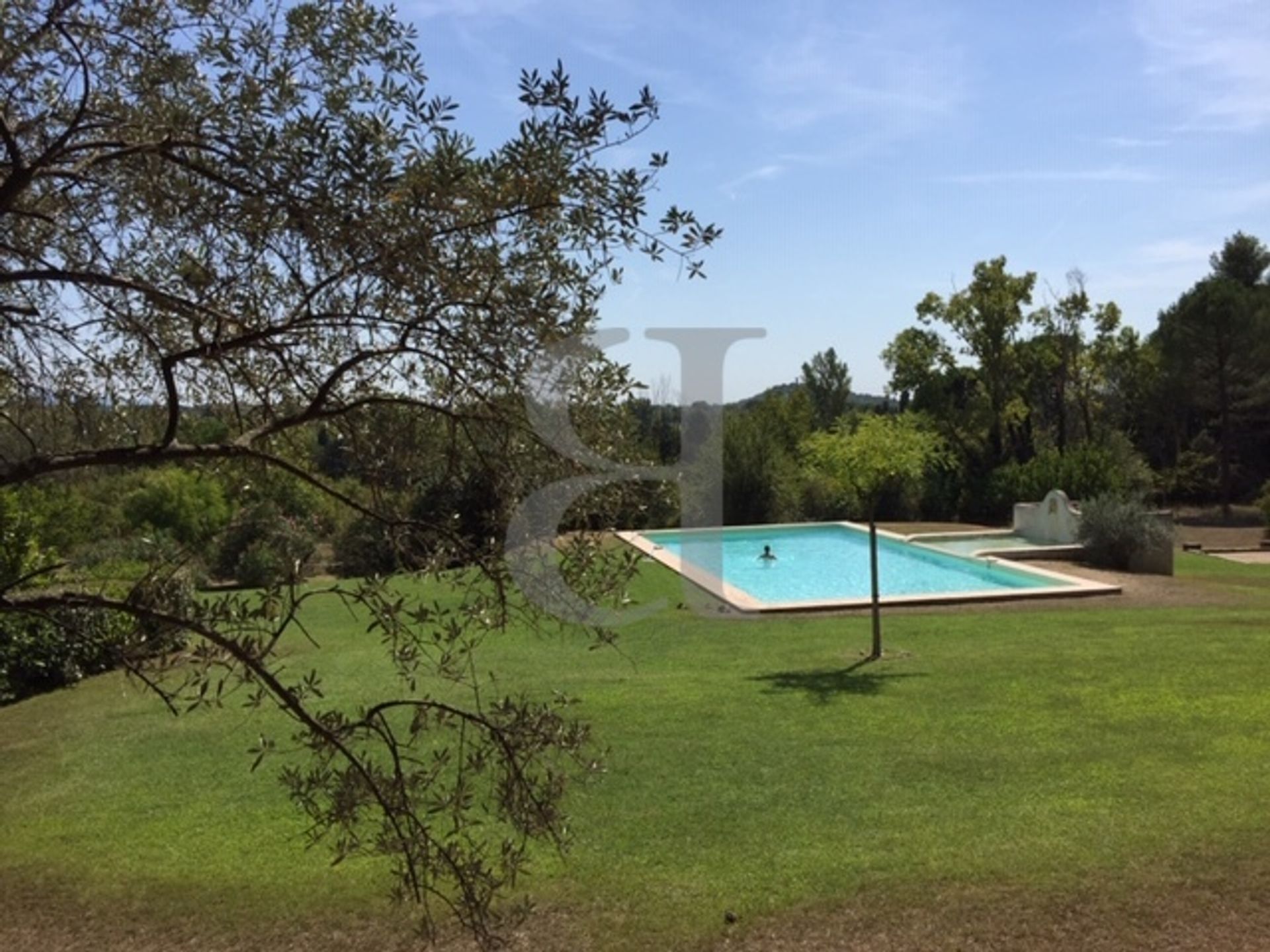 rumah dalam Loriol-du-Comtat, Provence-Alpes-Côte d'Azur 10168593