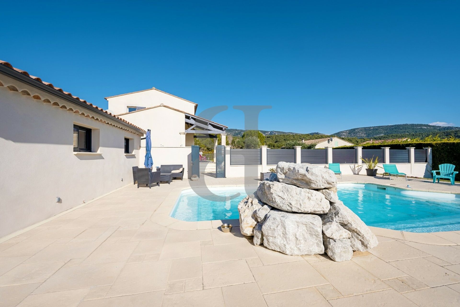 жилой дом в L'Isle-sur-la-Sorgue, Provence-Alpes-Côte d'Azur 10168595