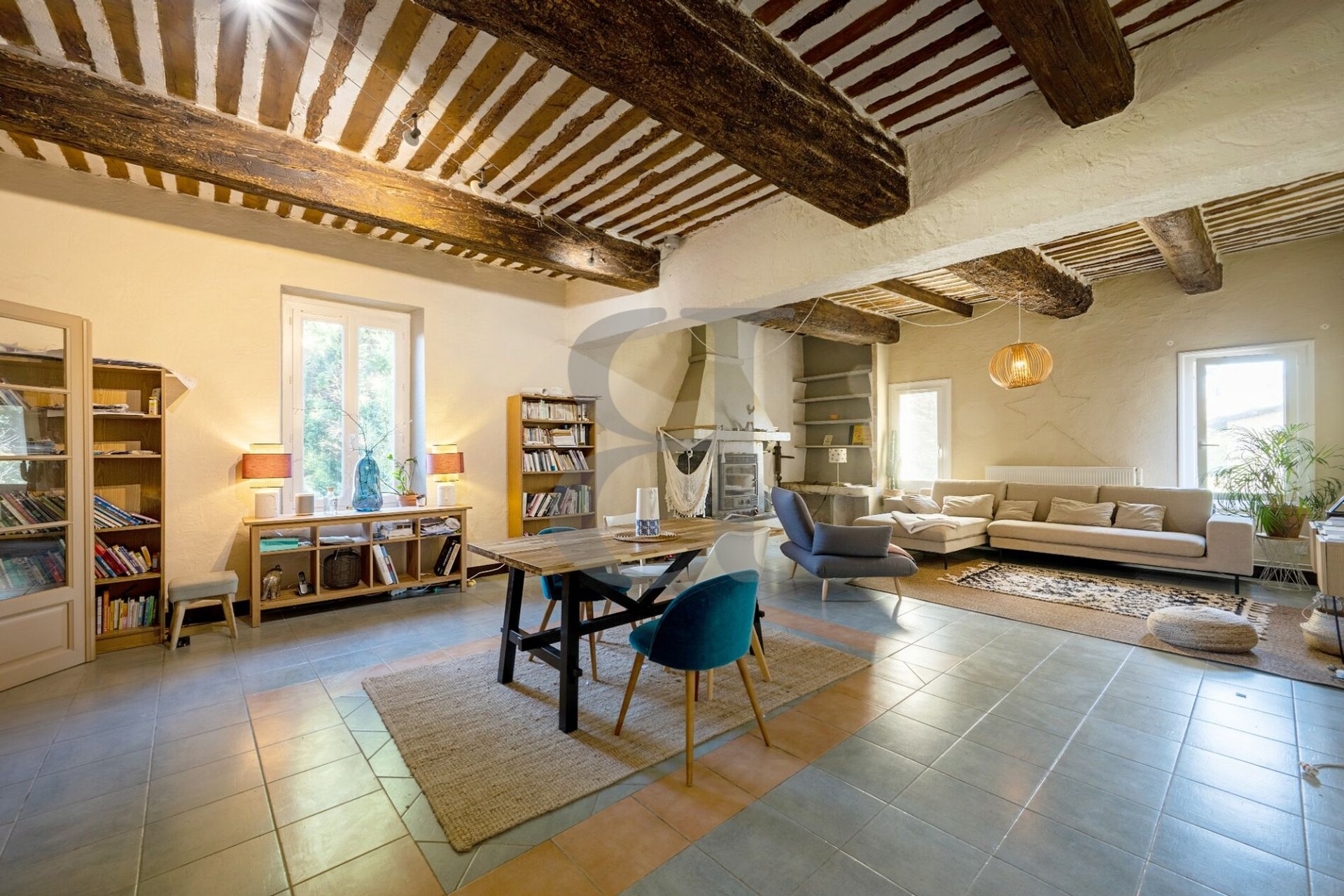 Casa nel Chateauneuf-de-Gadagne, Provence-Alpes-Cote d'Azur 10168598