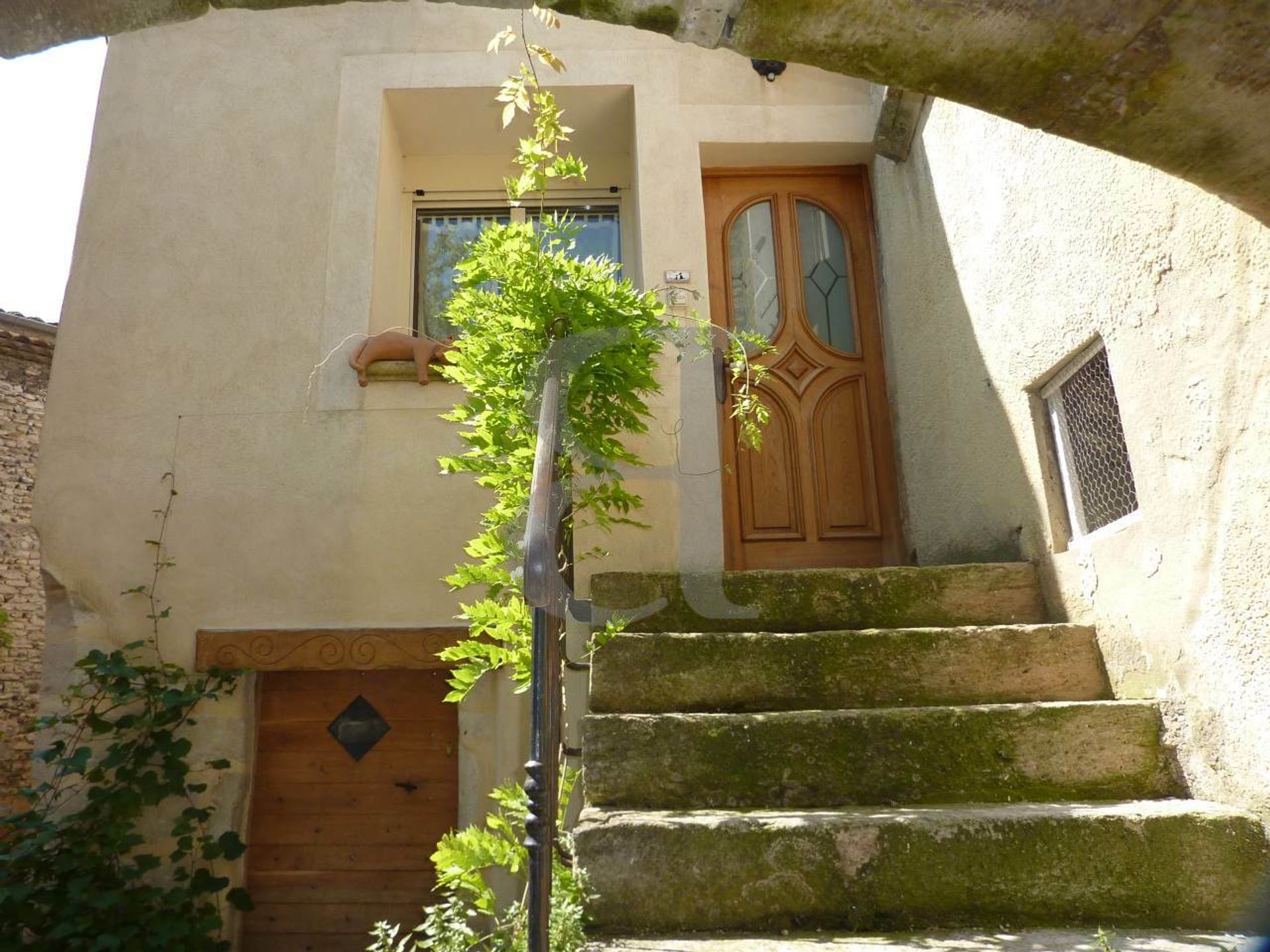 σπίτι σε Valréas, Provence-Alpes-Côte d'Azur 10168604