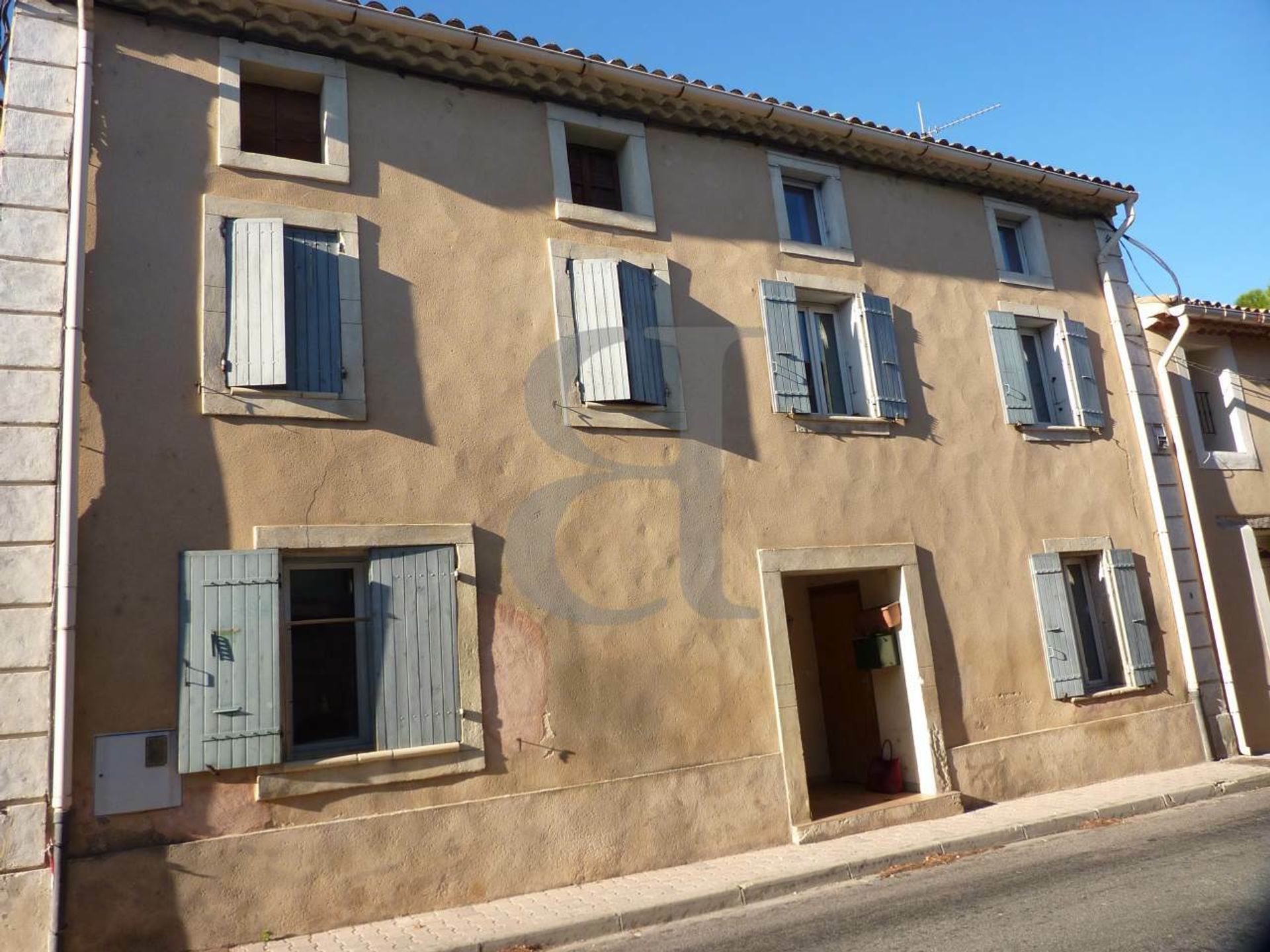 House in Visan, Provence-Alpes-Cote d'Azur 10168606