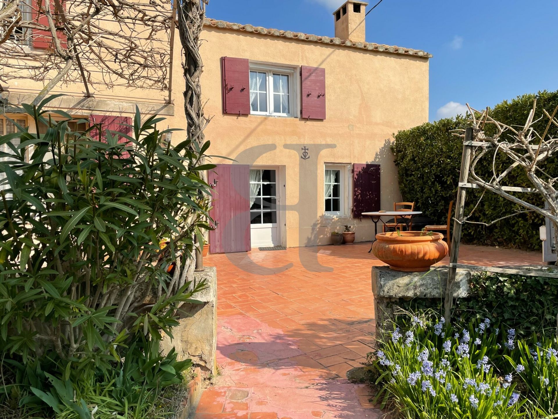 Casa nel Arles, Provence-Alpes-Cote d'Azur 10168612