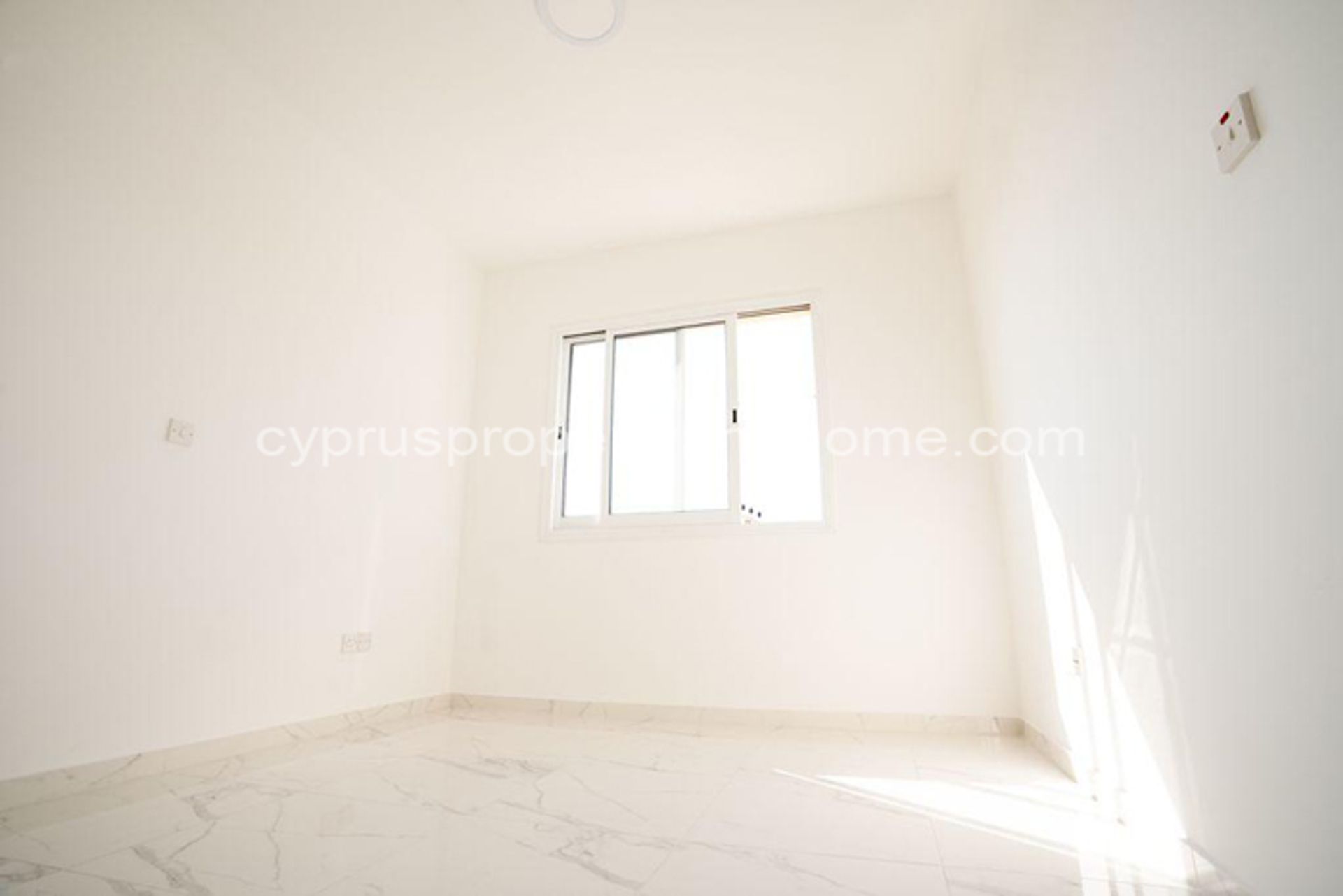 Condominium dans Kissonerga, Paphos 10168783