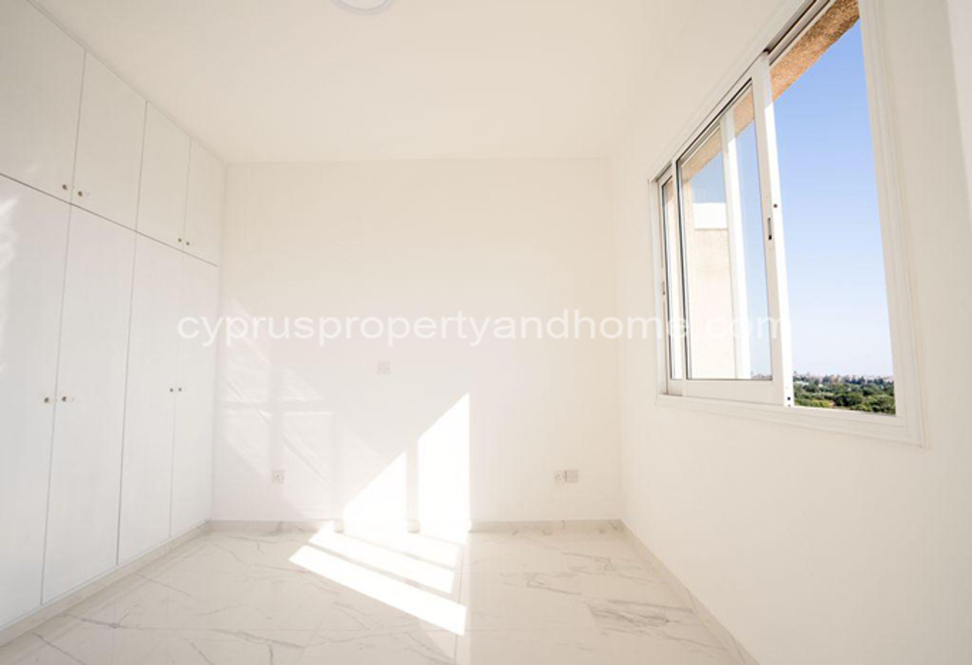 Condominium dans Kissonerga, Paphos 10168783