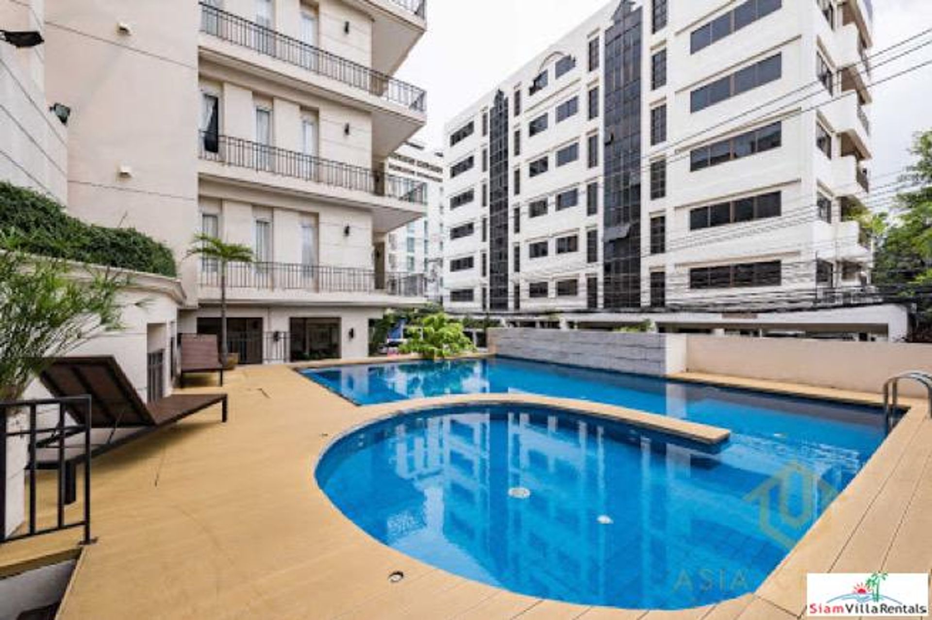 Condominium in Watthana, Krung Thep Maha Nakhon 10168797