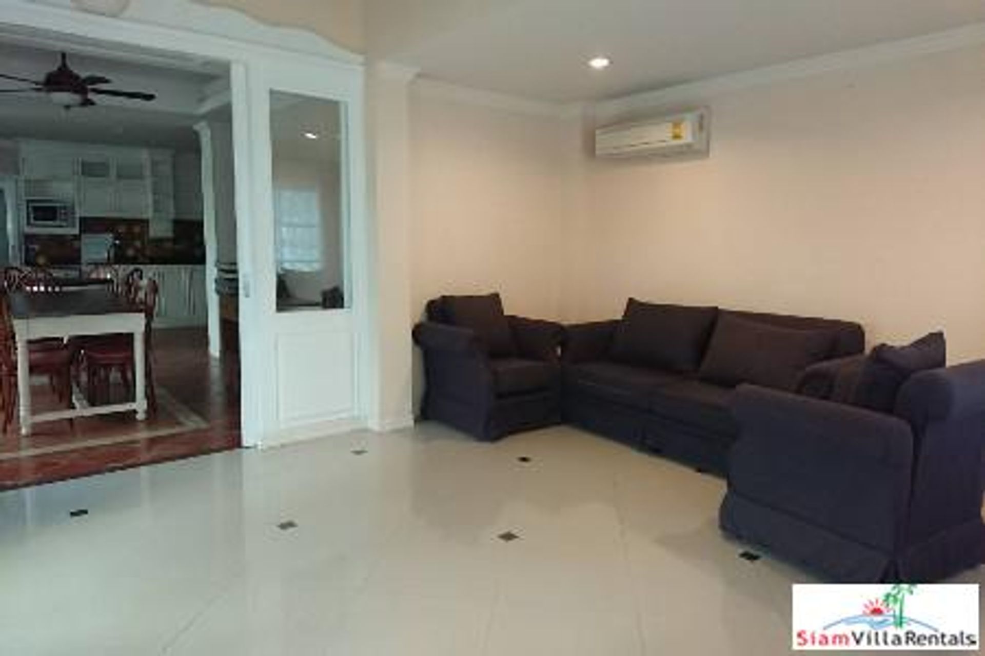 Hus i , Krung Thep Maha Nakhon 10168831