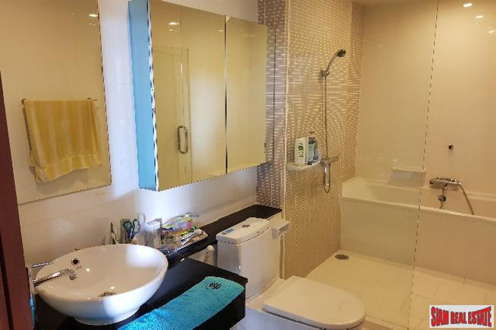 Condominio nel , Krung Thep Maha Nakhon 10168839