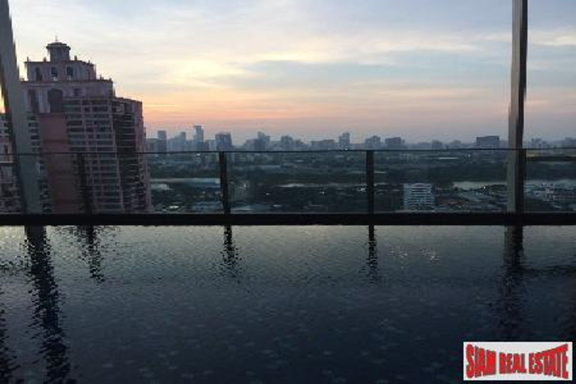 Condominium in , Krung Thep Maha Nakhon 10168842