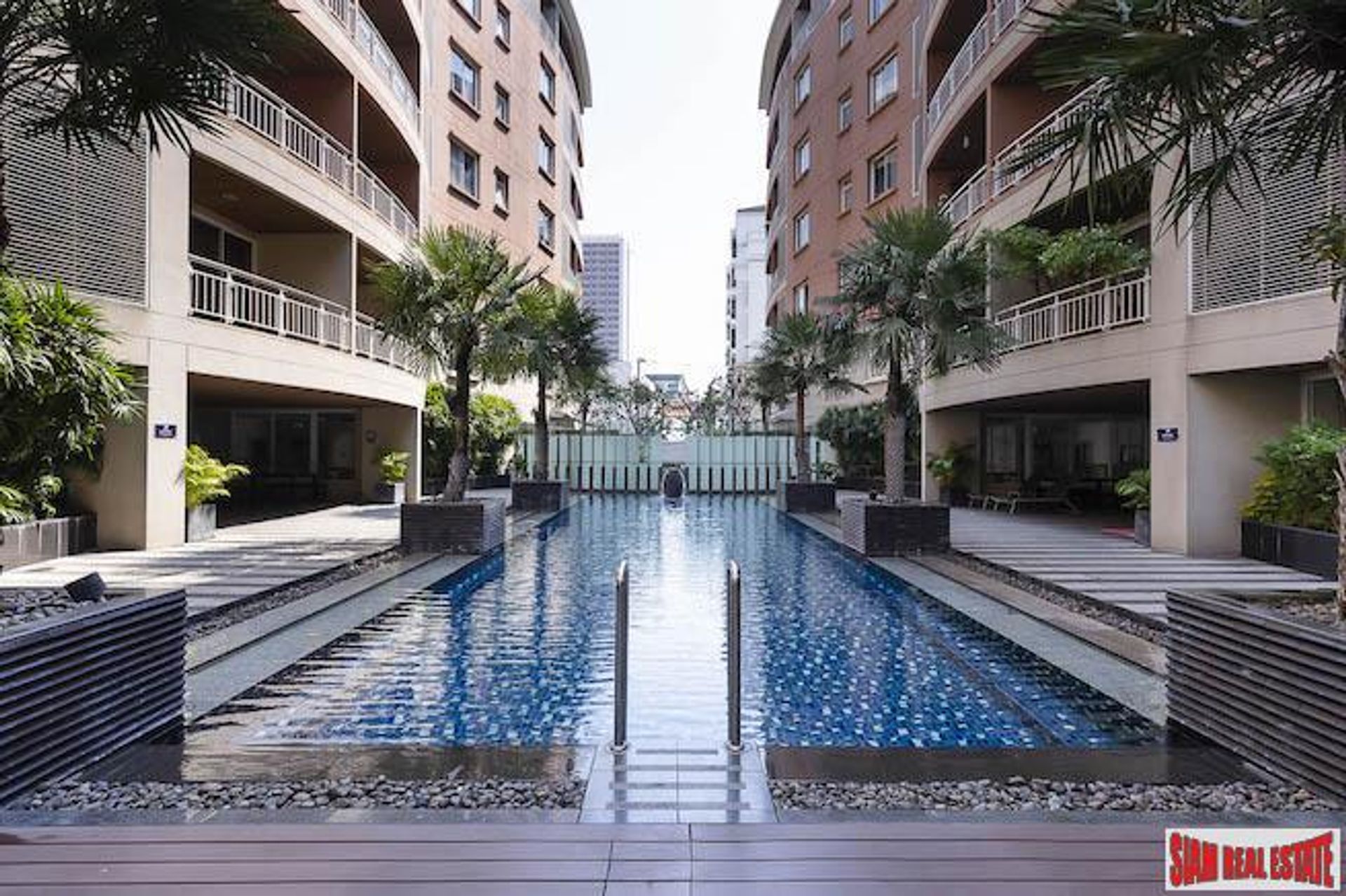 Condominium in Watthana, Krung Thep Maha Nakhon 10168905