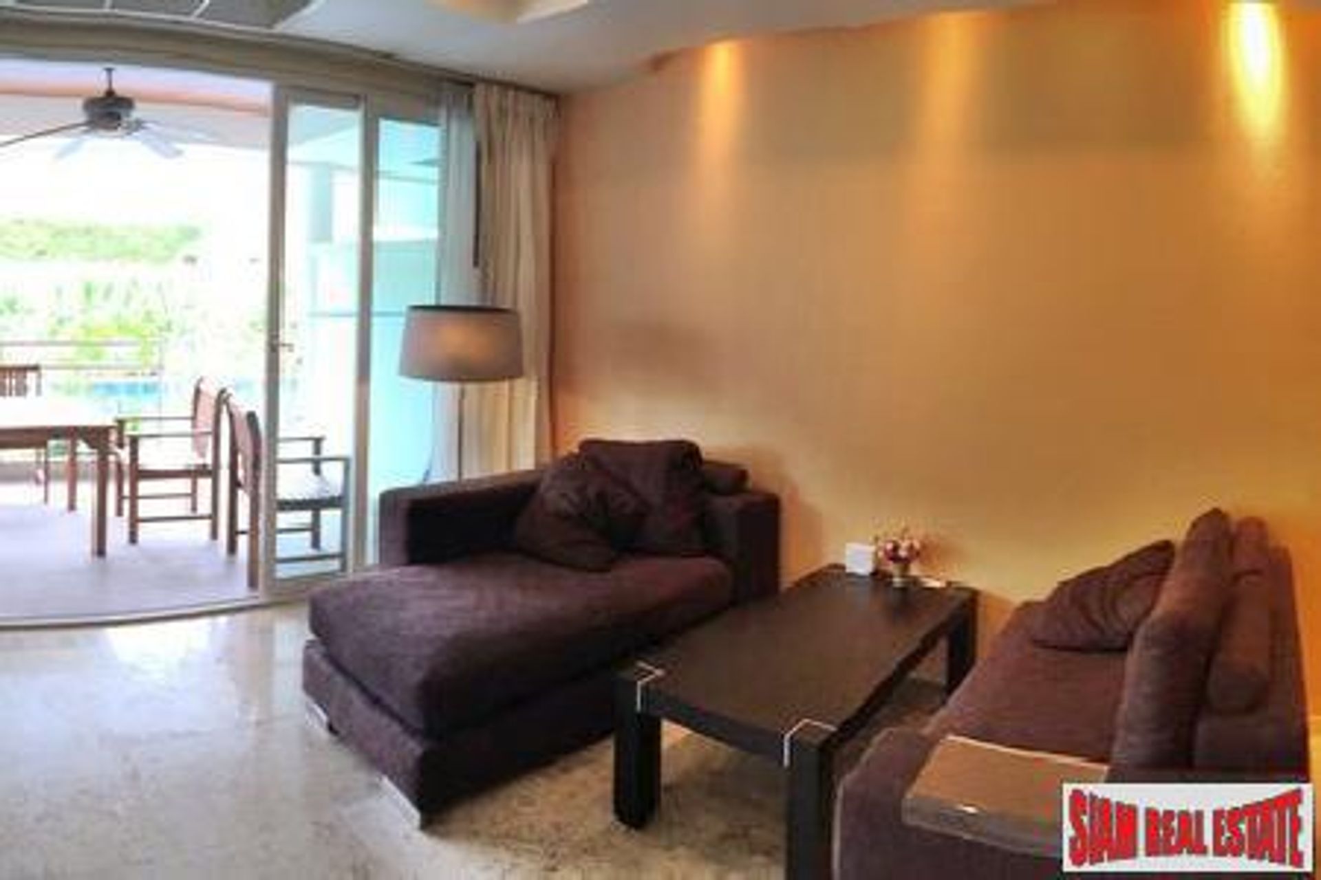 Condominium in Ban Laem Phan Wa, Phuket 10169009