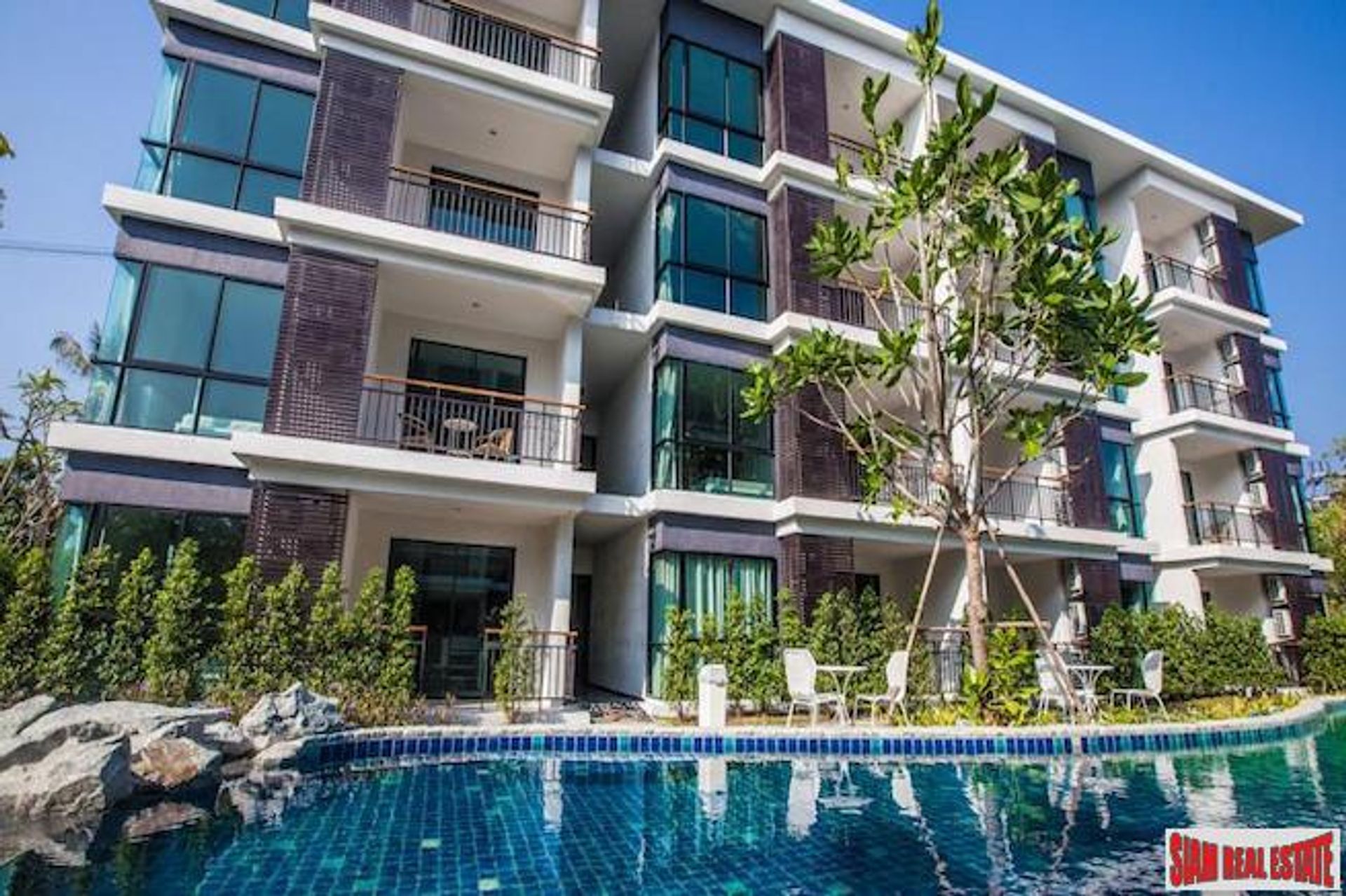 Condominium in Tambon Rawai, Chang Wat Phuket 10169149