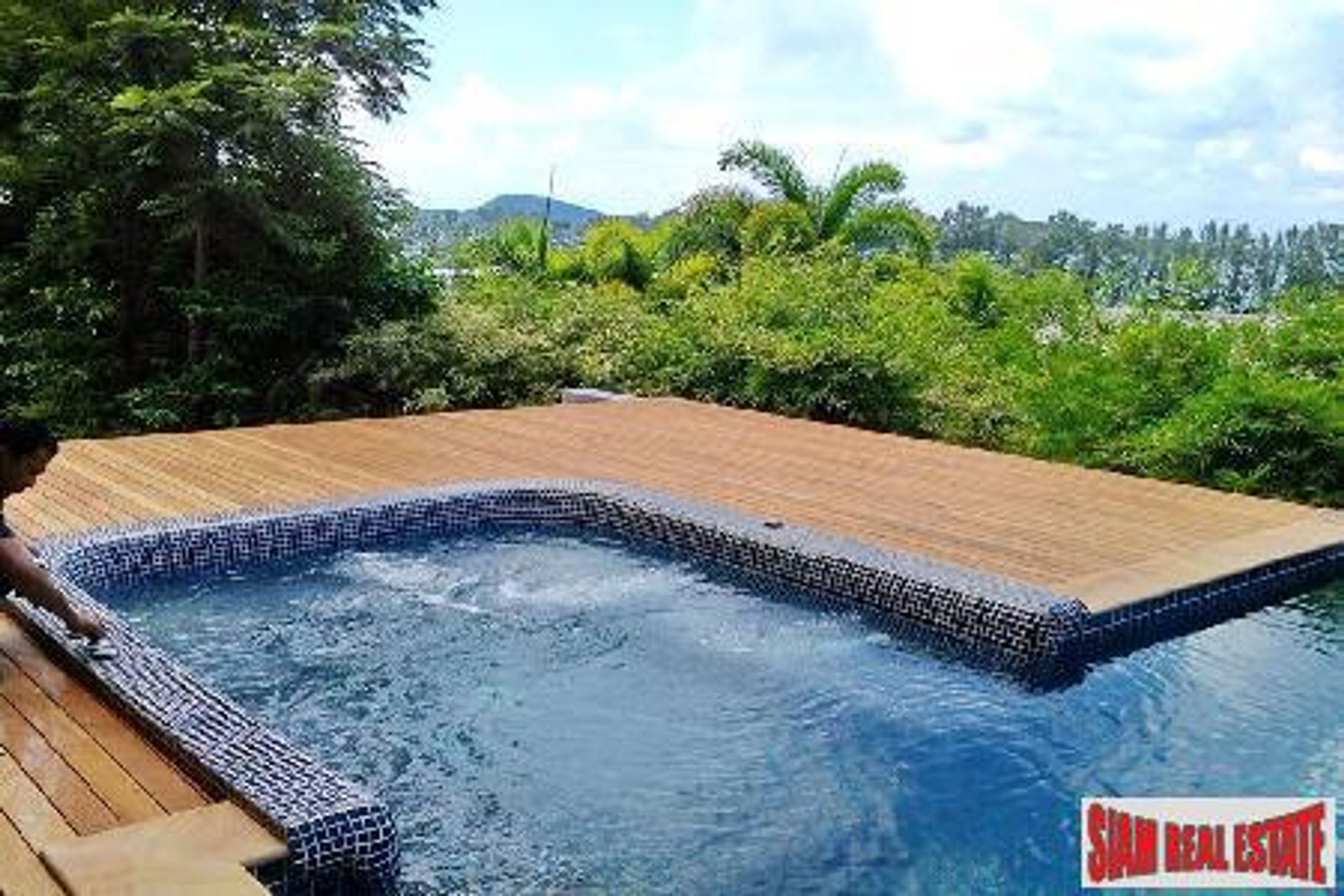 Condominium dans Ban Phrom Thep, Phuket 10169266