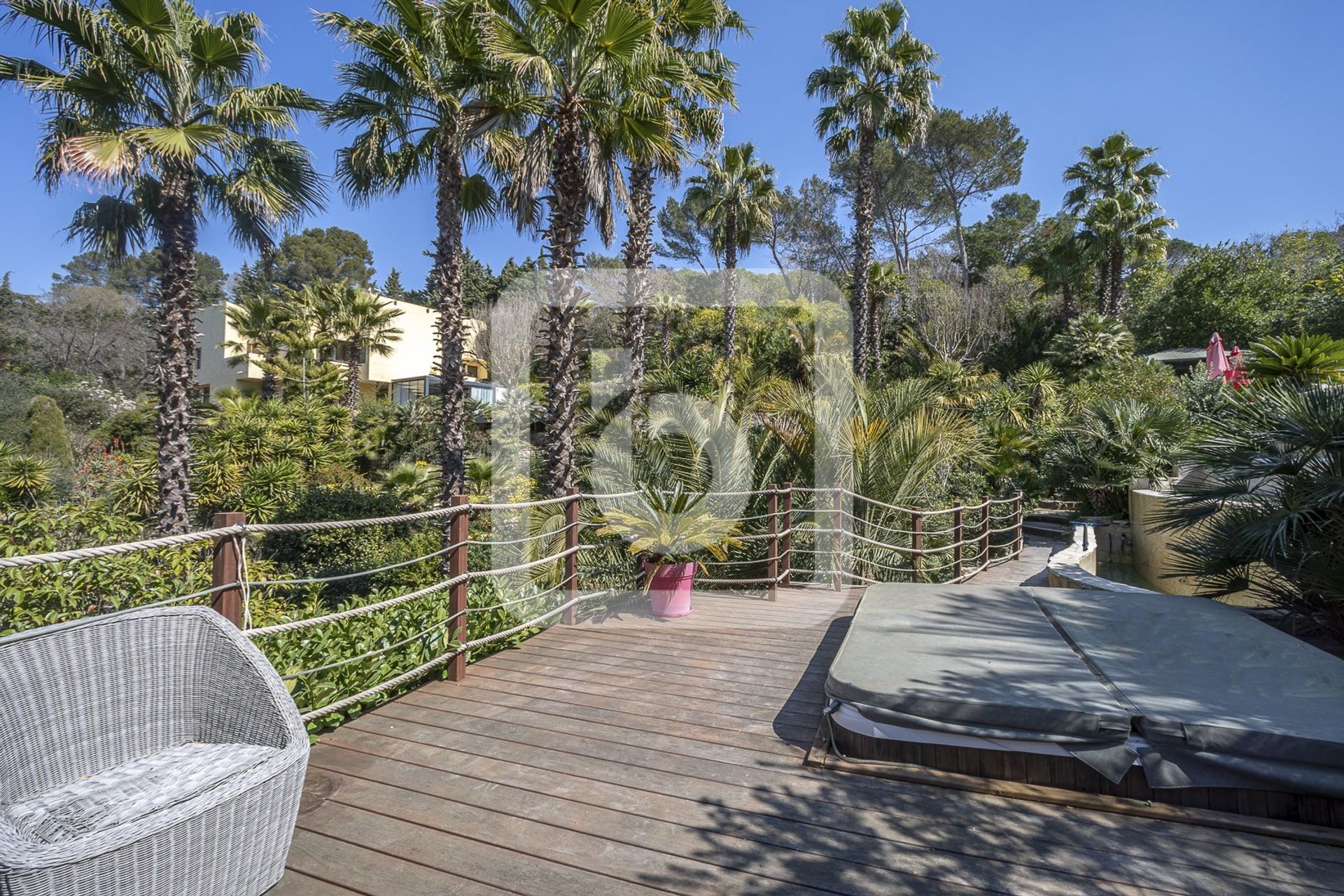 Huis in Mougins, Provence-Alpes-Côte d'Azur 10169873