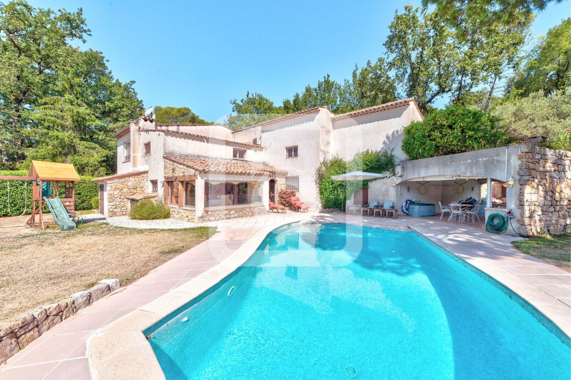 casa en Châteauneuf, Provence-Alpes-Côte d'Azur 10169883