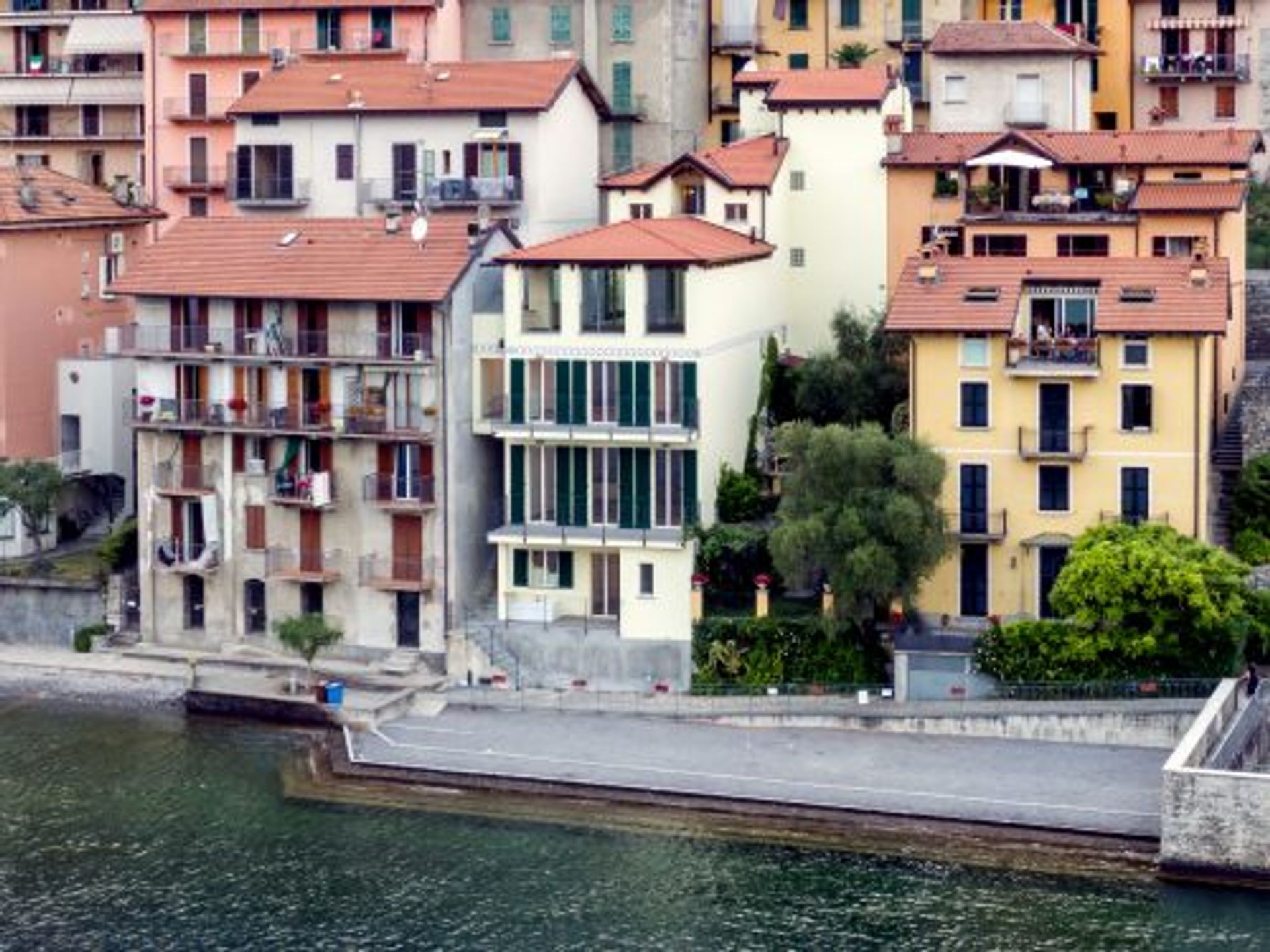 Condominio en Isola Comacina, Lombardy 10169901