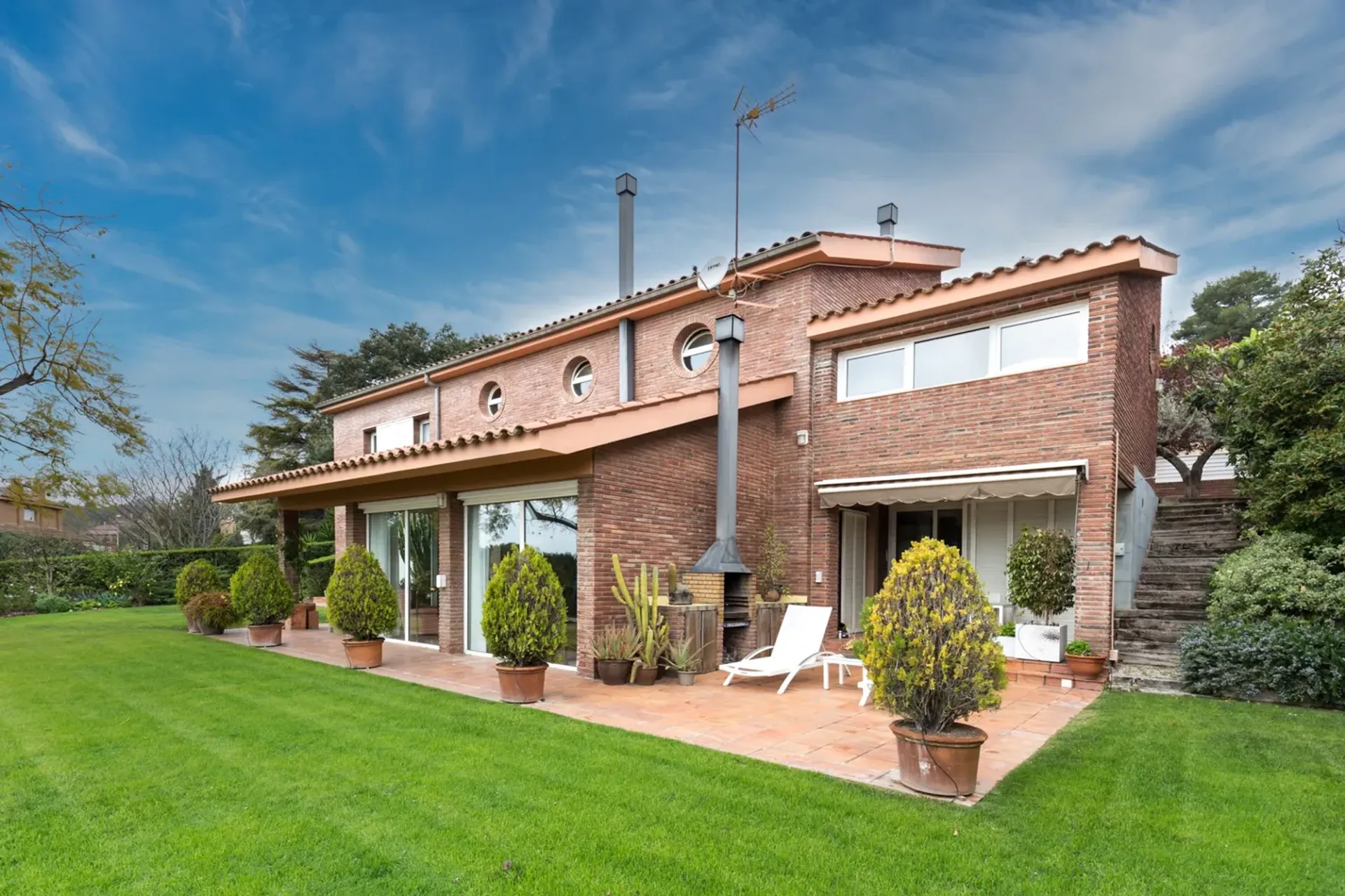 House in Sant Just Desvern, Catalonia 10170315