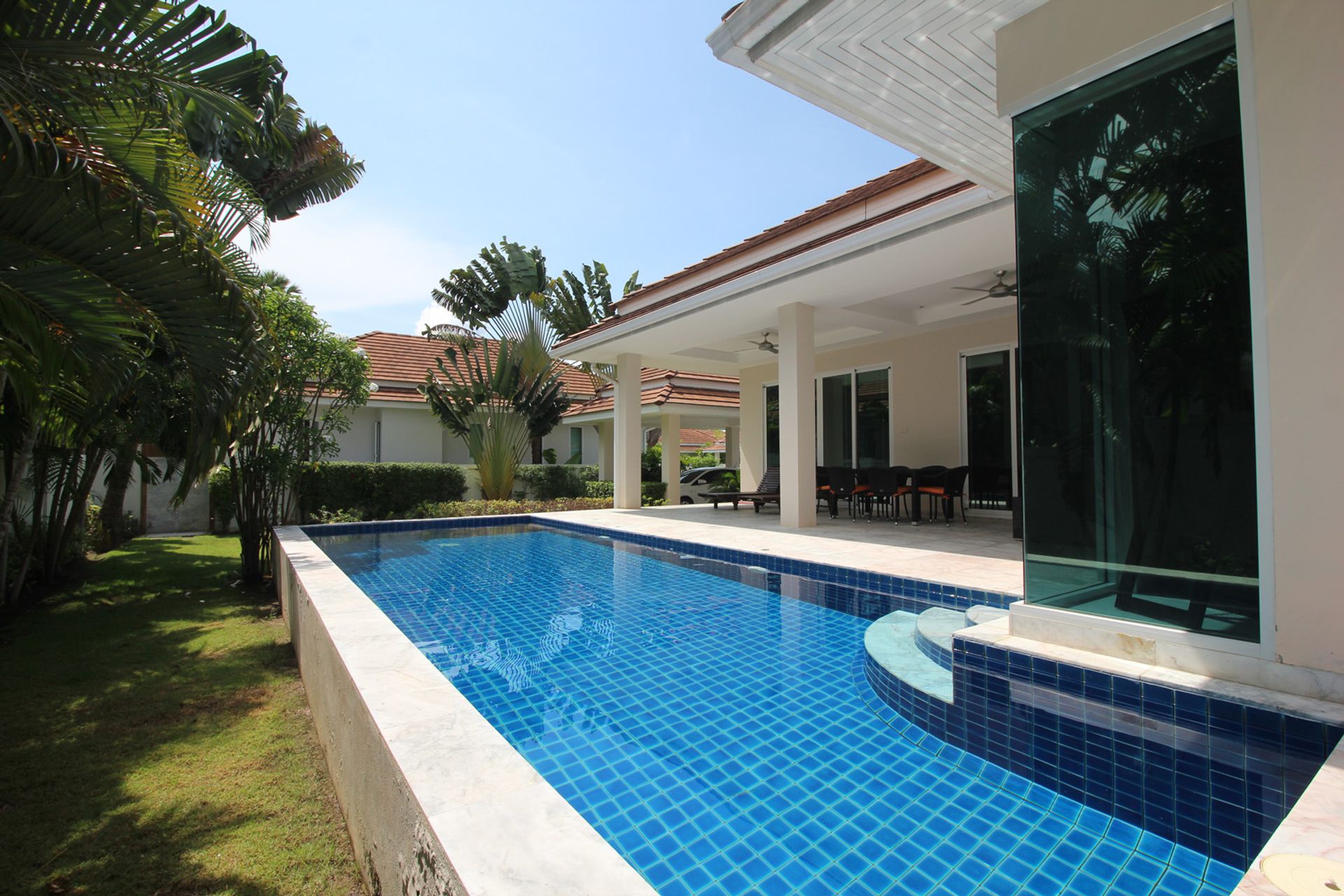 House in Tambon Thap Tai, Chang Wat Prachuap Khiri Khan 10170634