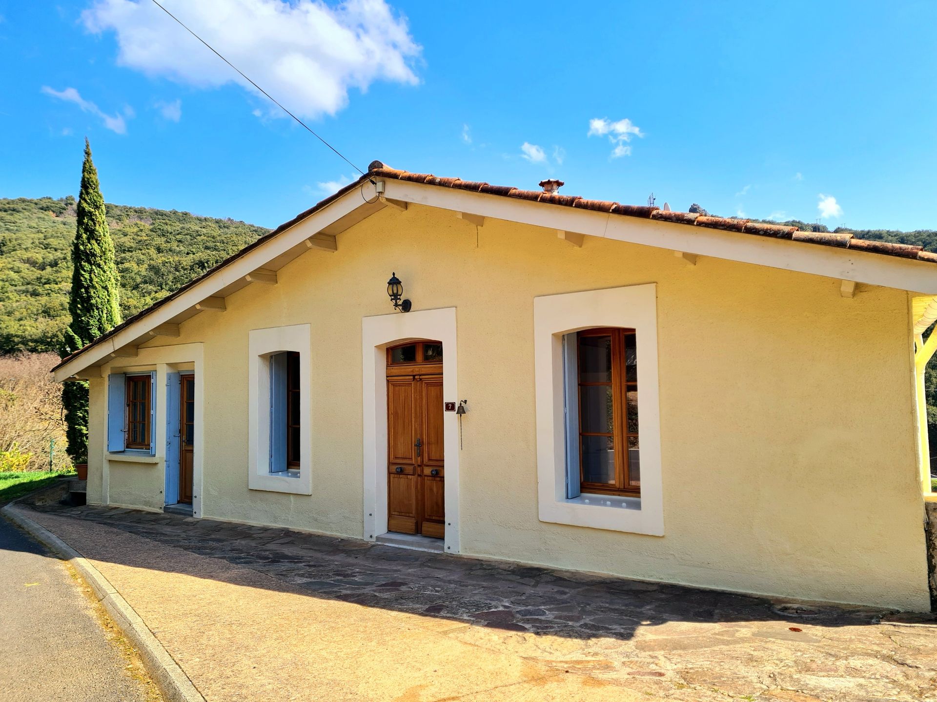 rumah dalam Lamalou-les-Bains, Occitanie 10171127