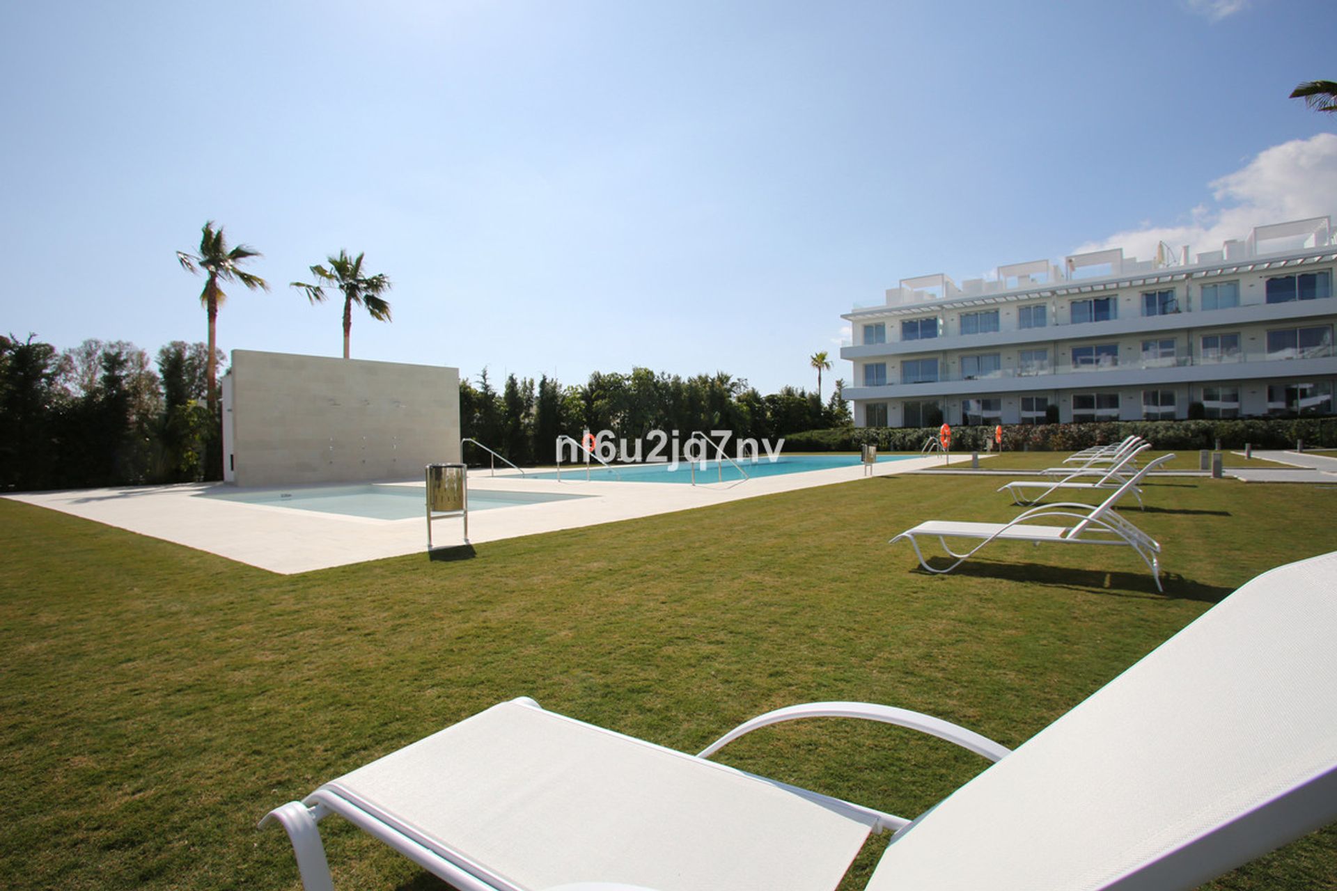 Condominium in Marbella, Andalucía 10171296