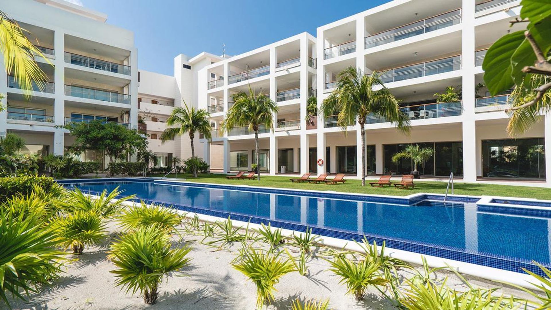 Condominium in Punta Sam, Quintana Roo 10171412