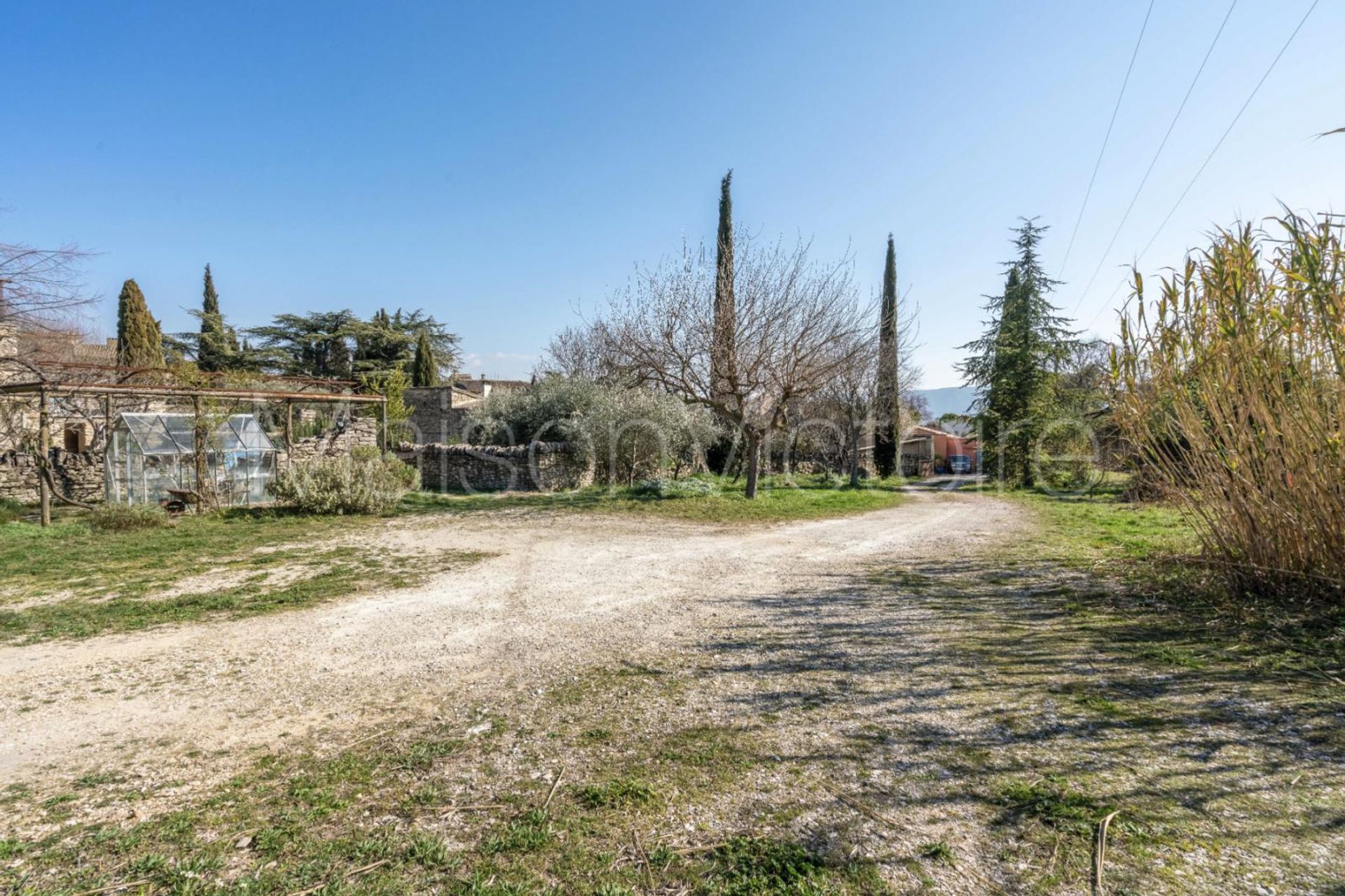 Yang lain dalam Cabrières-d'Avignon, Provence-Alpes-Côte d'Azur 10171681