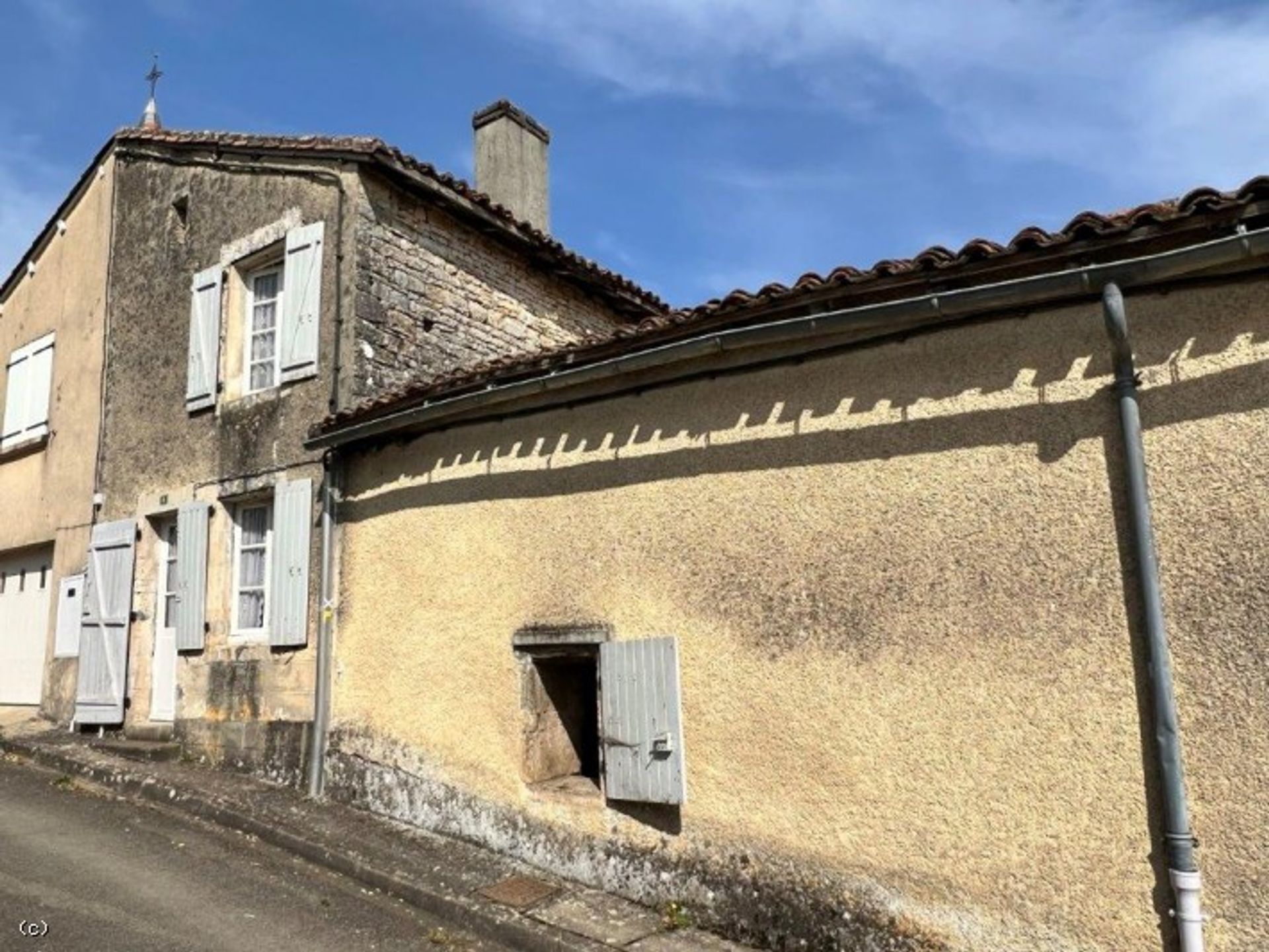 Huis in Verteuil-sur-Charente, Nouvelle-Aquitanië 10171688