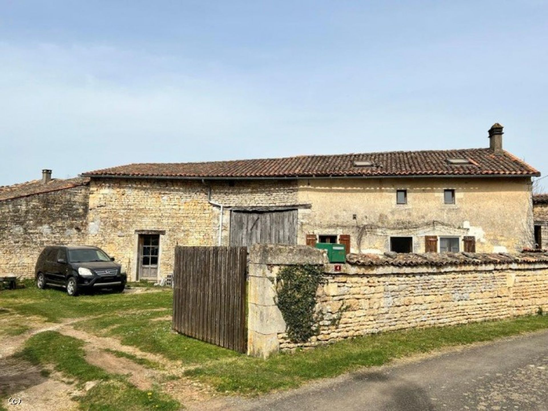 Hus i Villefagnan, Nouvelle-Aquitaine 10171692