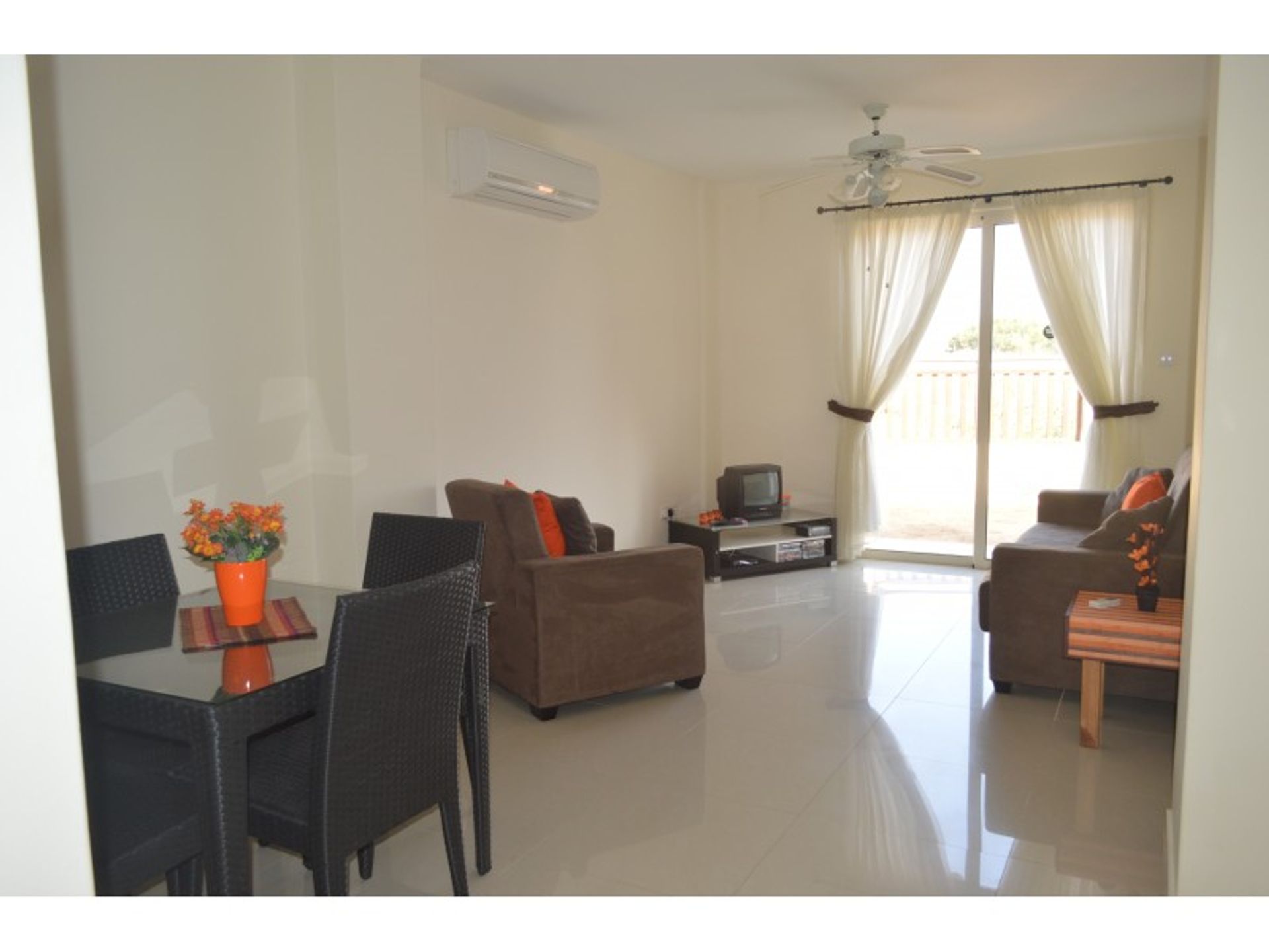 Condominium dans Paralimni, Ammochostos 10171844