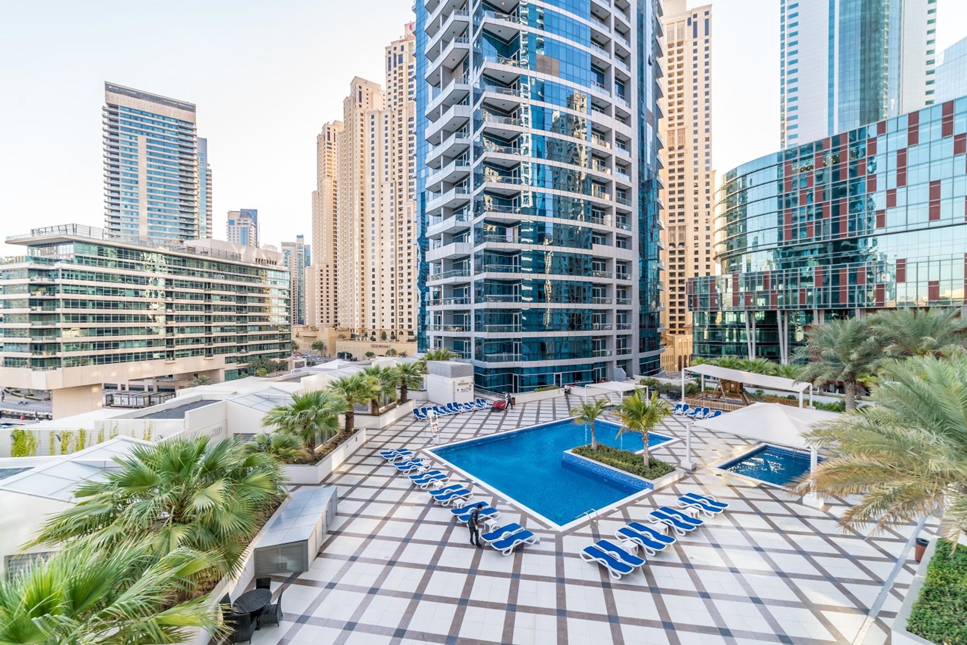 Condominium in Dubai, Dubayy 10172050