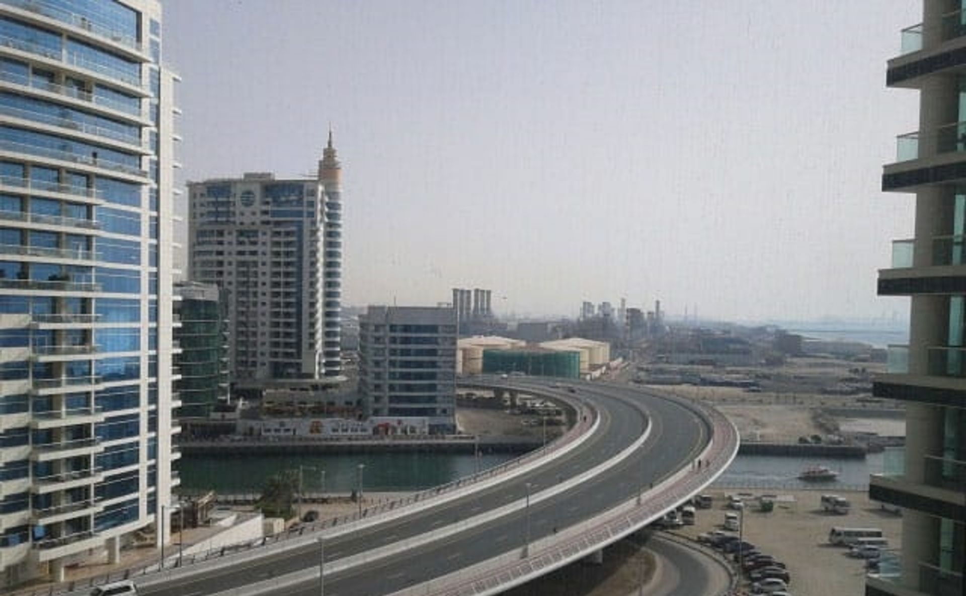 Runcit dalam Dubai, Dubai 10172052