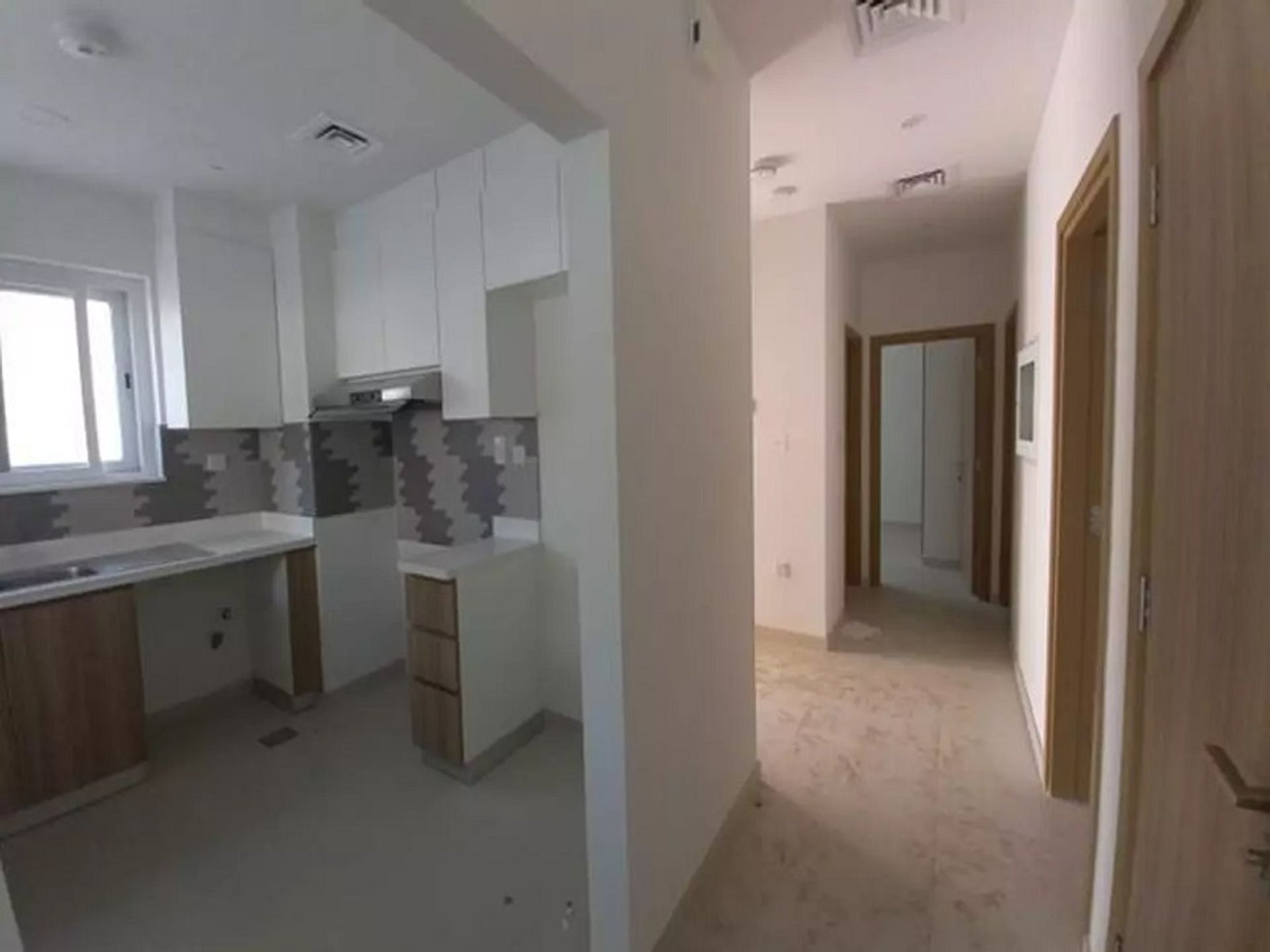 Condominium in Dubai, Dubayy 10172079