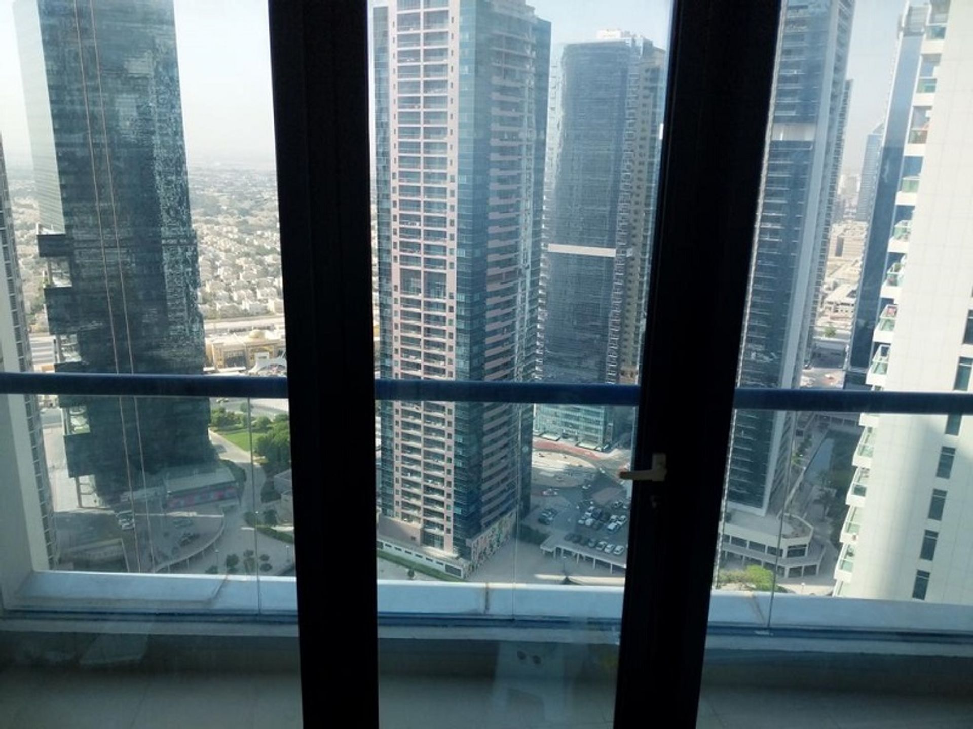 Condominium in Dubai, Dubayy 10172091