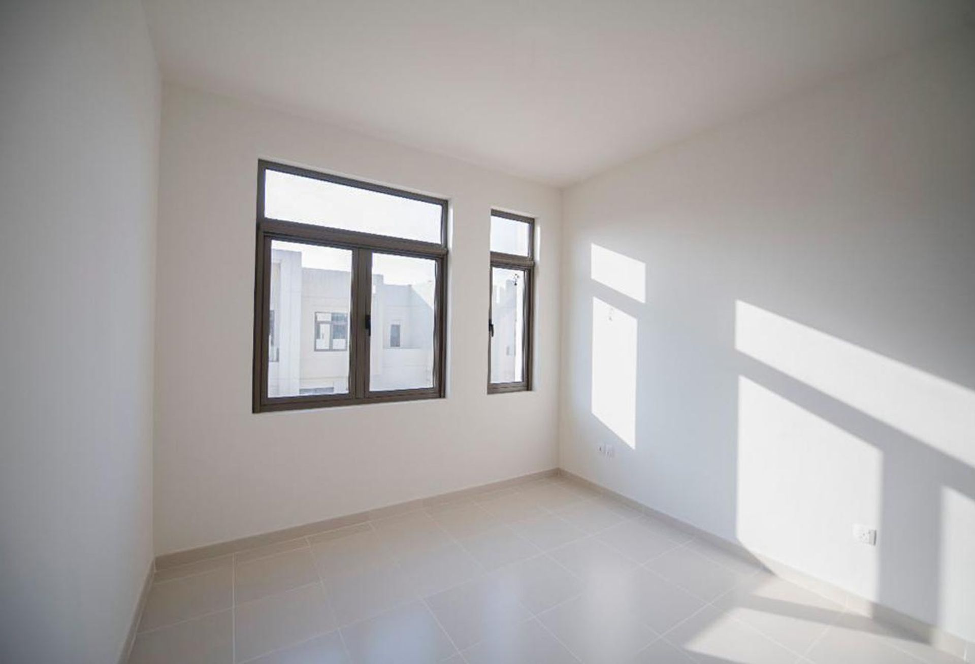 Condominium in `Ud al Bayda', Dubayy 10172263