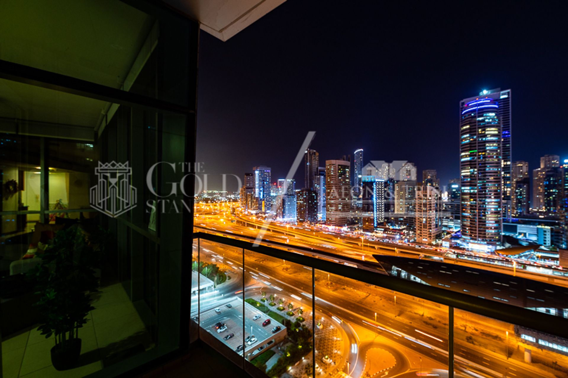 Condominium in Dubai, Dubayy 10172348