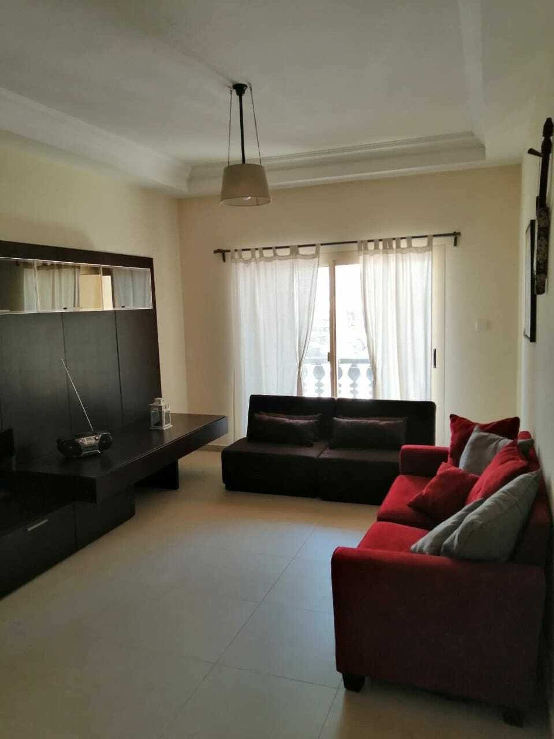 Condominium in Ra's al Khaymah, Ra's al Khaymah 10172411