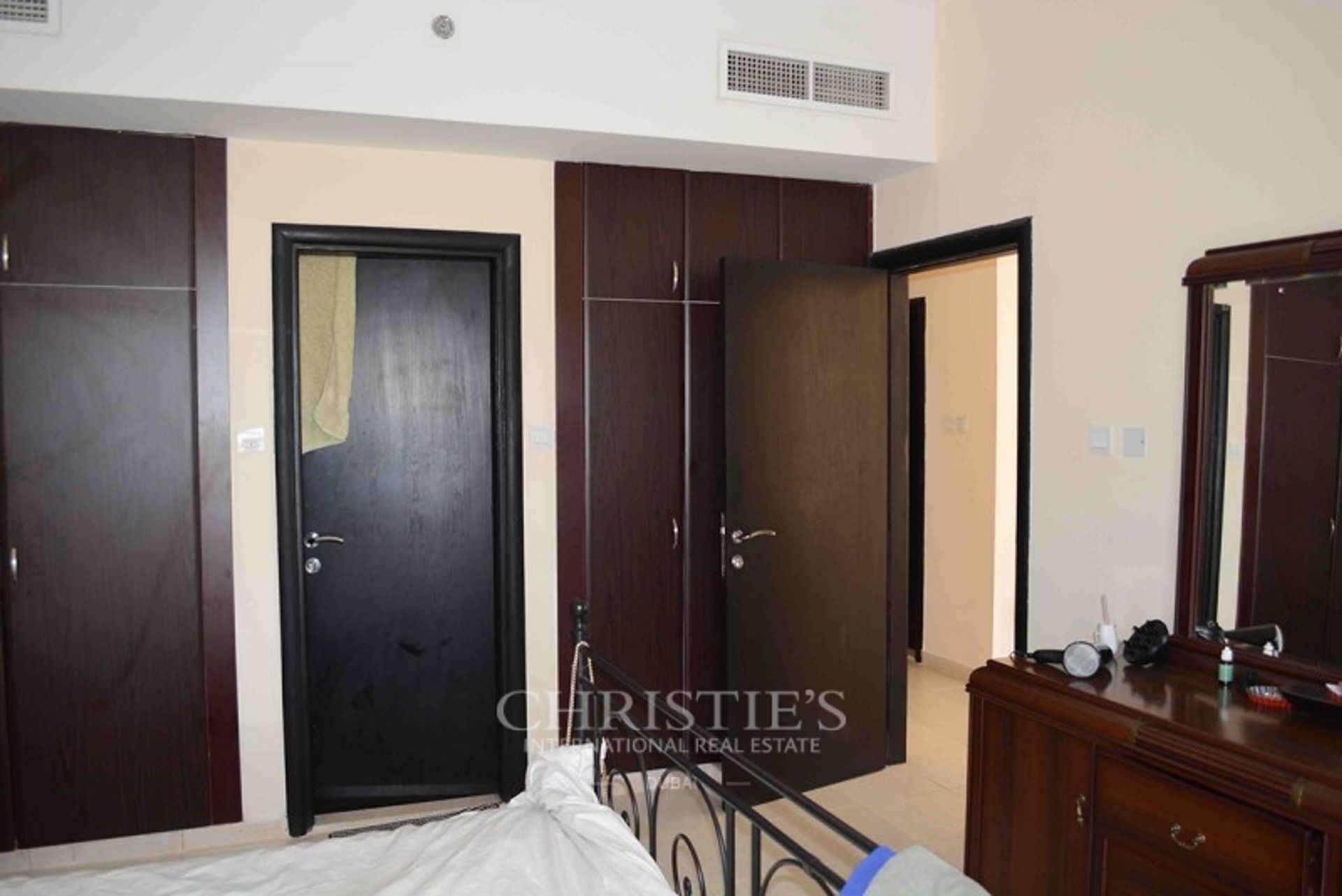 Condominium in Dubai, Dubai 10173462