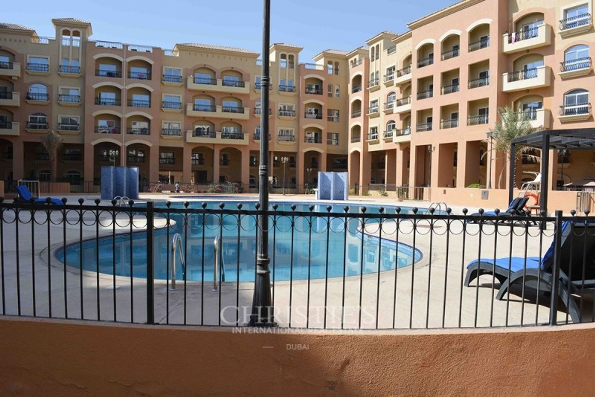 Condominium in Dubai, Dubai 10173462