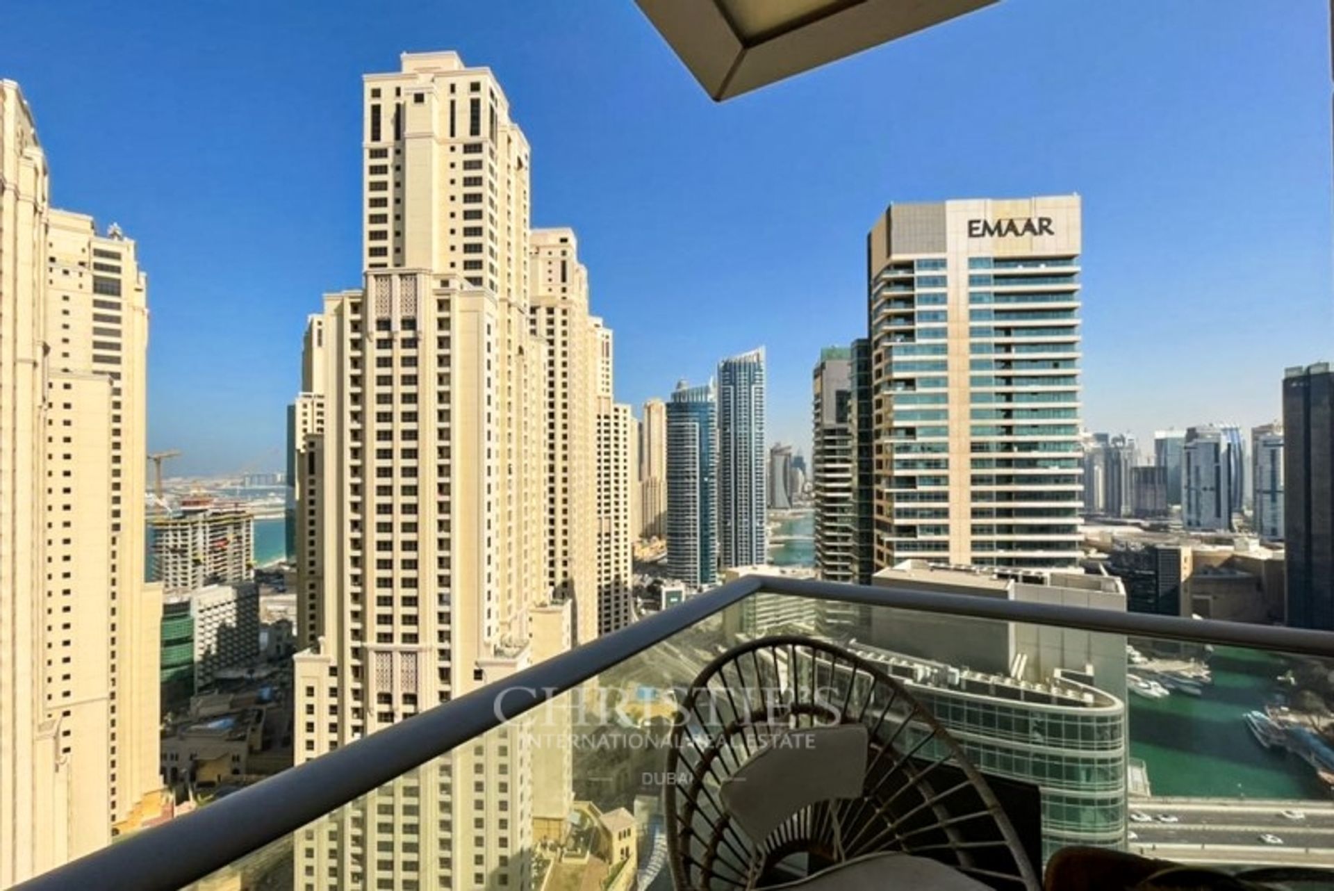 Condominium in Dubai, Dubayy 10173531