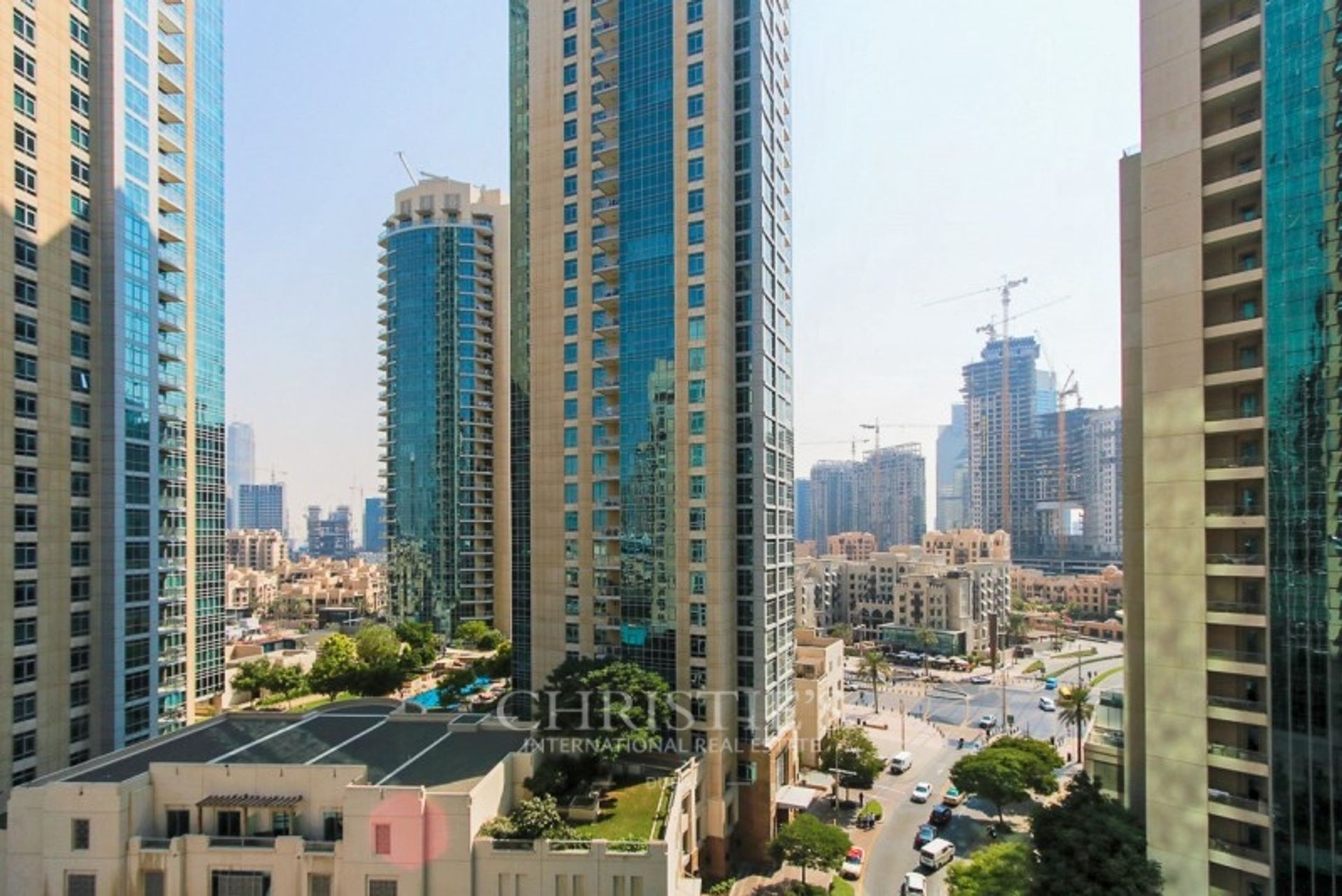 Condominium in Dubai, Dubai 10173610