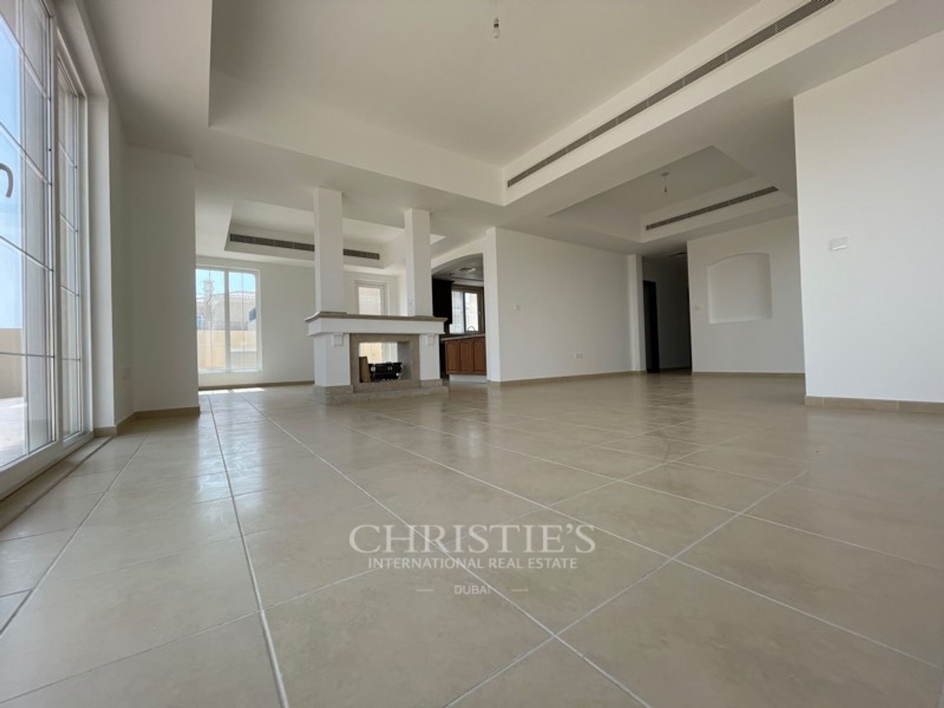 House in Umm al Qaywayn, Umm al Qaywayn 10173703