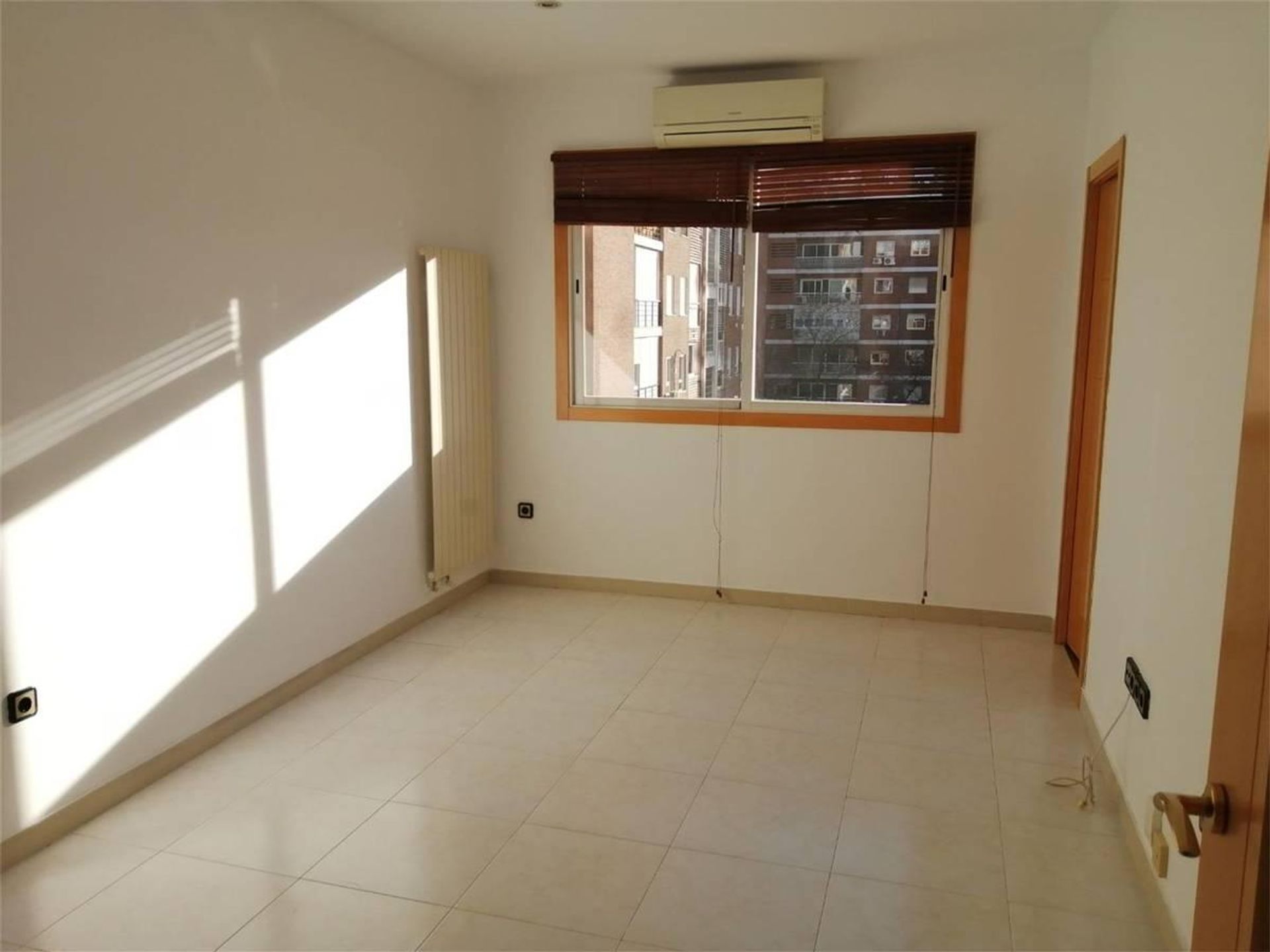 Condominio en Madrid, Comunidad de Madrid 10173814