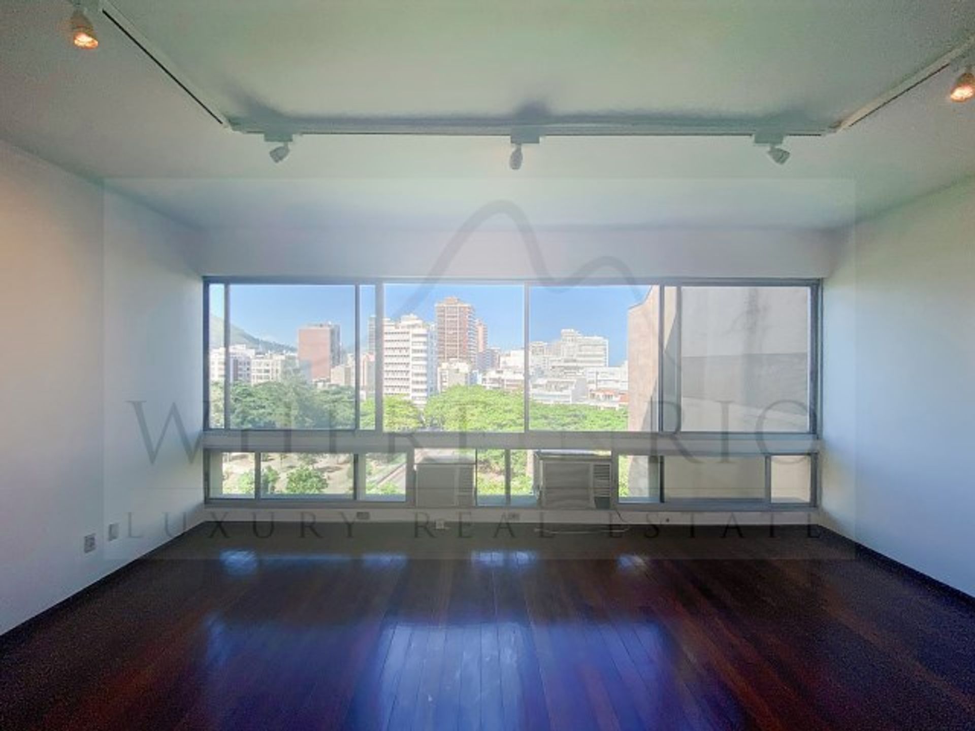 Condominium dans Leblon, Rio de Janeiro 10174085