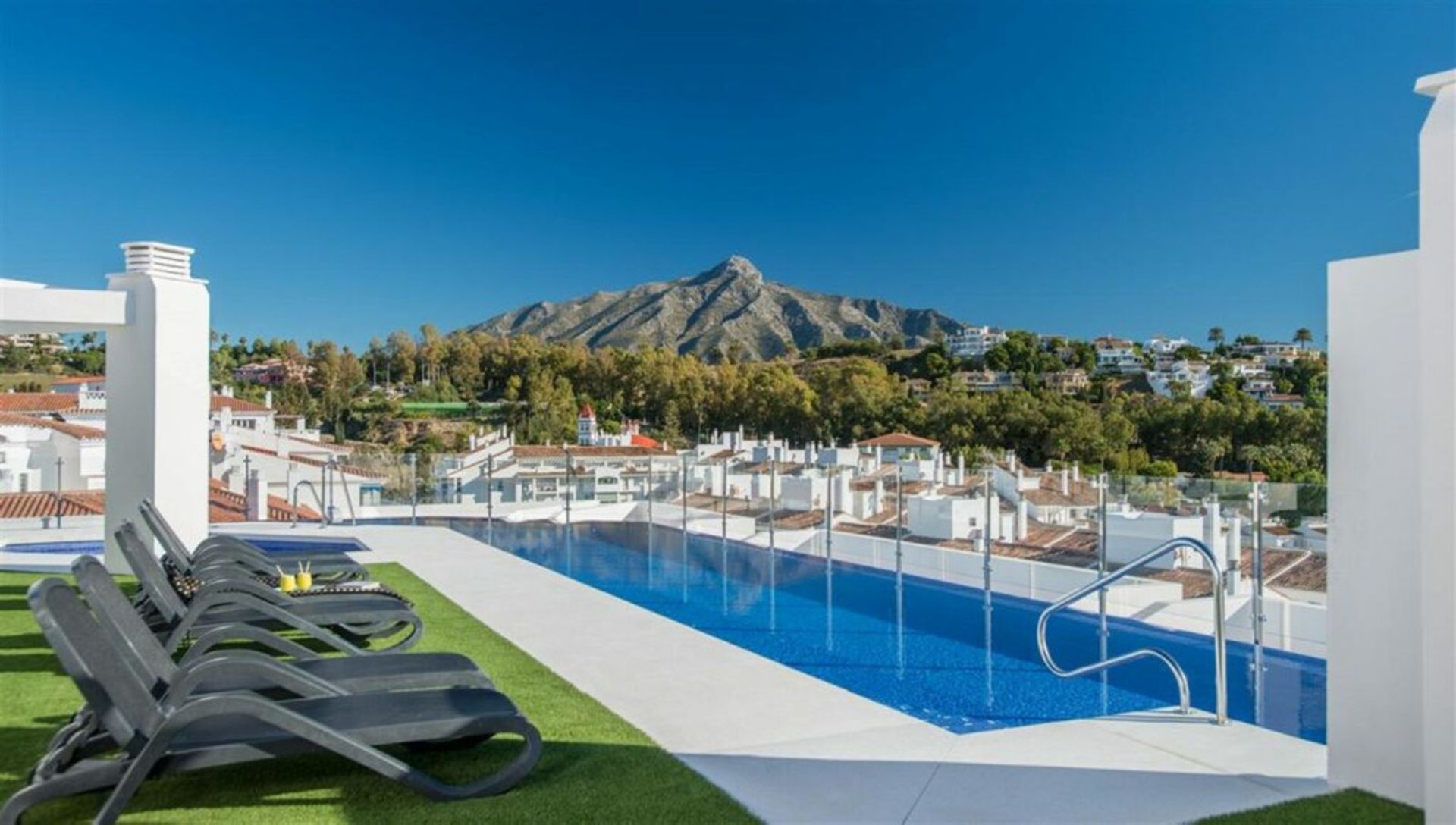 Condominium in El Angel, Andalusia 10174563