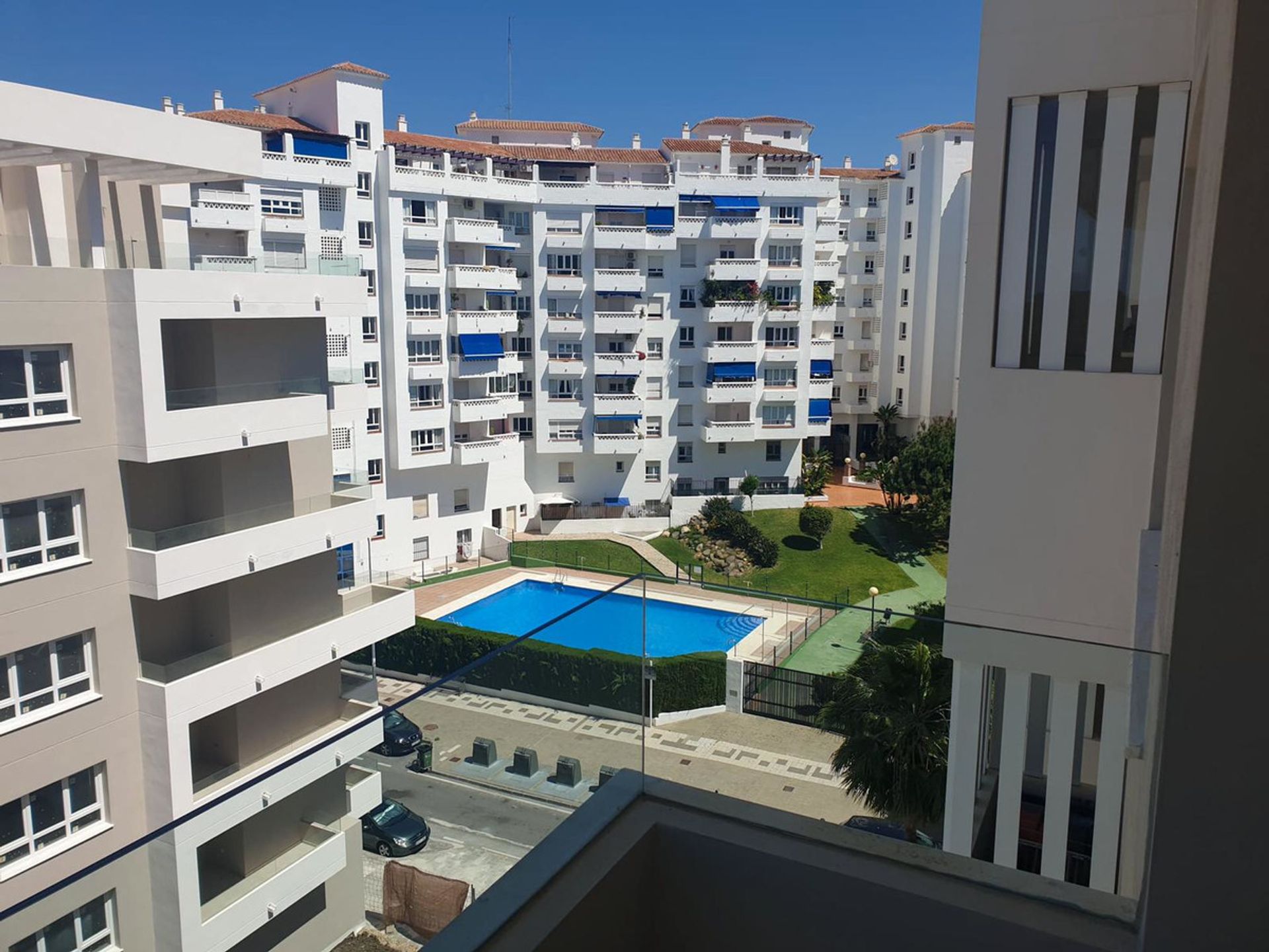 Condominium in Marbella, Andalucía 10174563