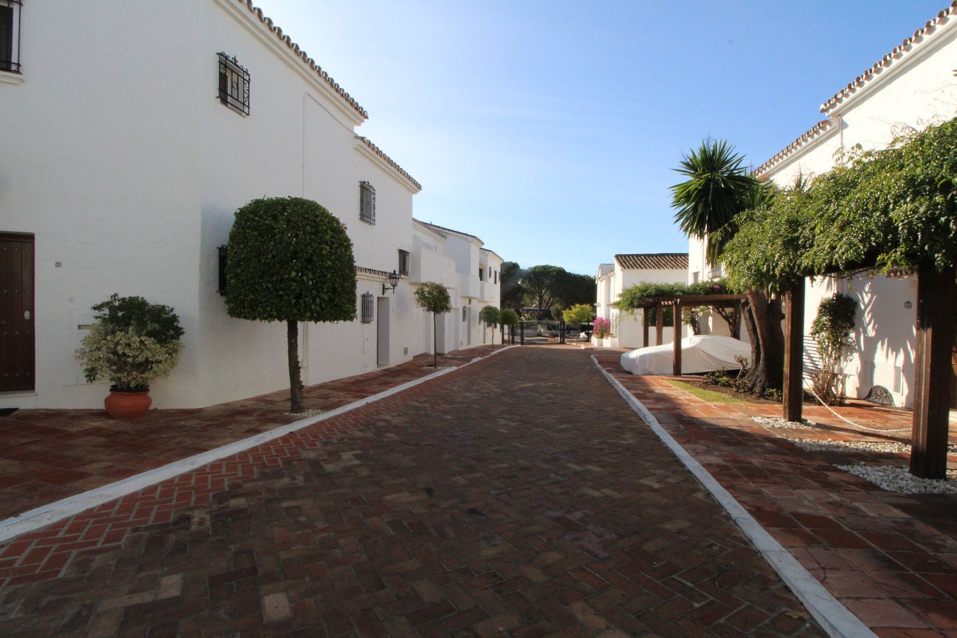 Будинок в Marbella, Andalucía 10174988